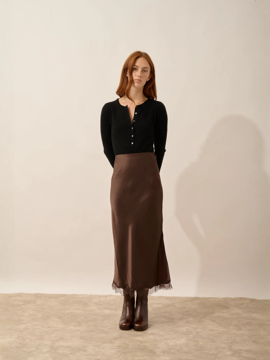 FUNI body boutonné col rond noir