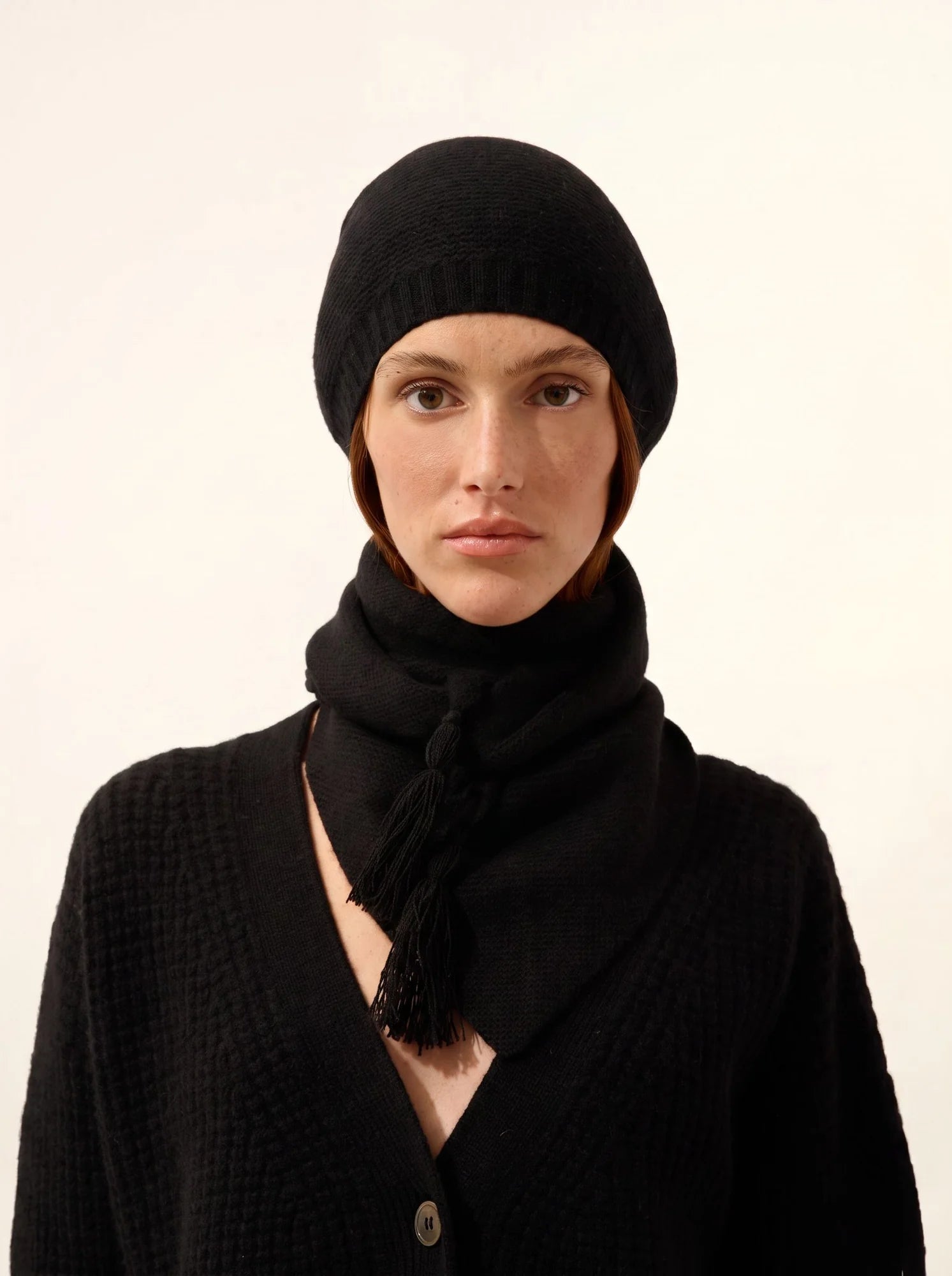 SIGNY bonnet 4 fils noir
