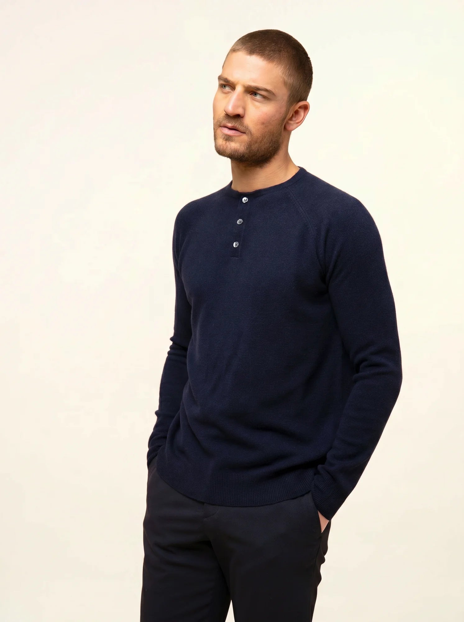 GUZMAN pullover col tunisien marineblau