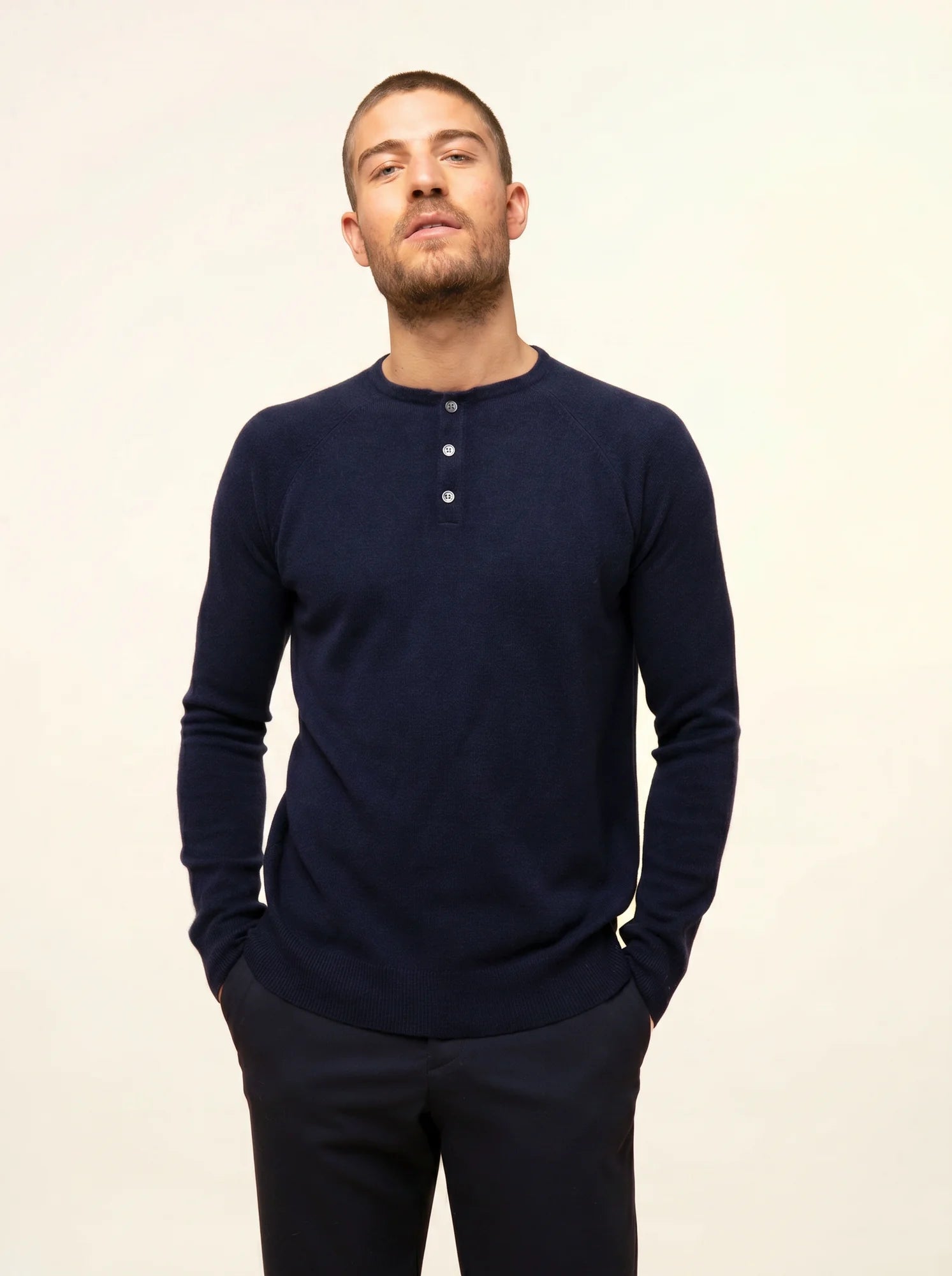 GUZMAN pullover col tunisien marineblau