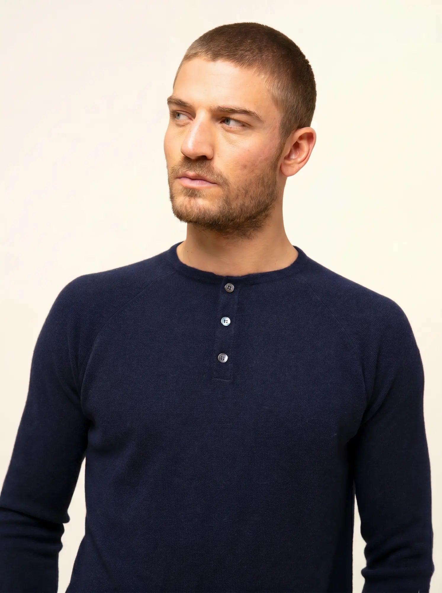 GUZMAN pullover col tunisien marineblau