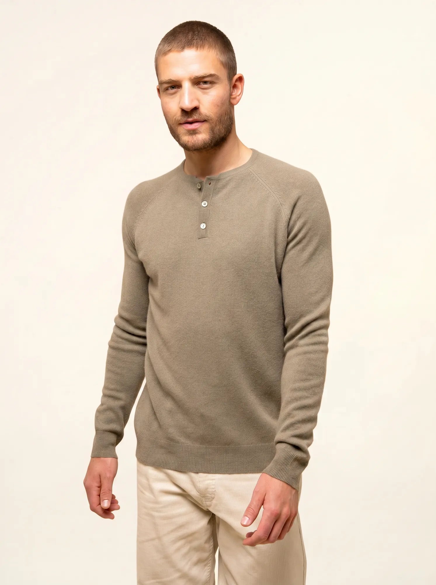 GUZMAN pullover col tunisien army