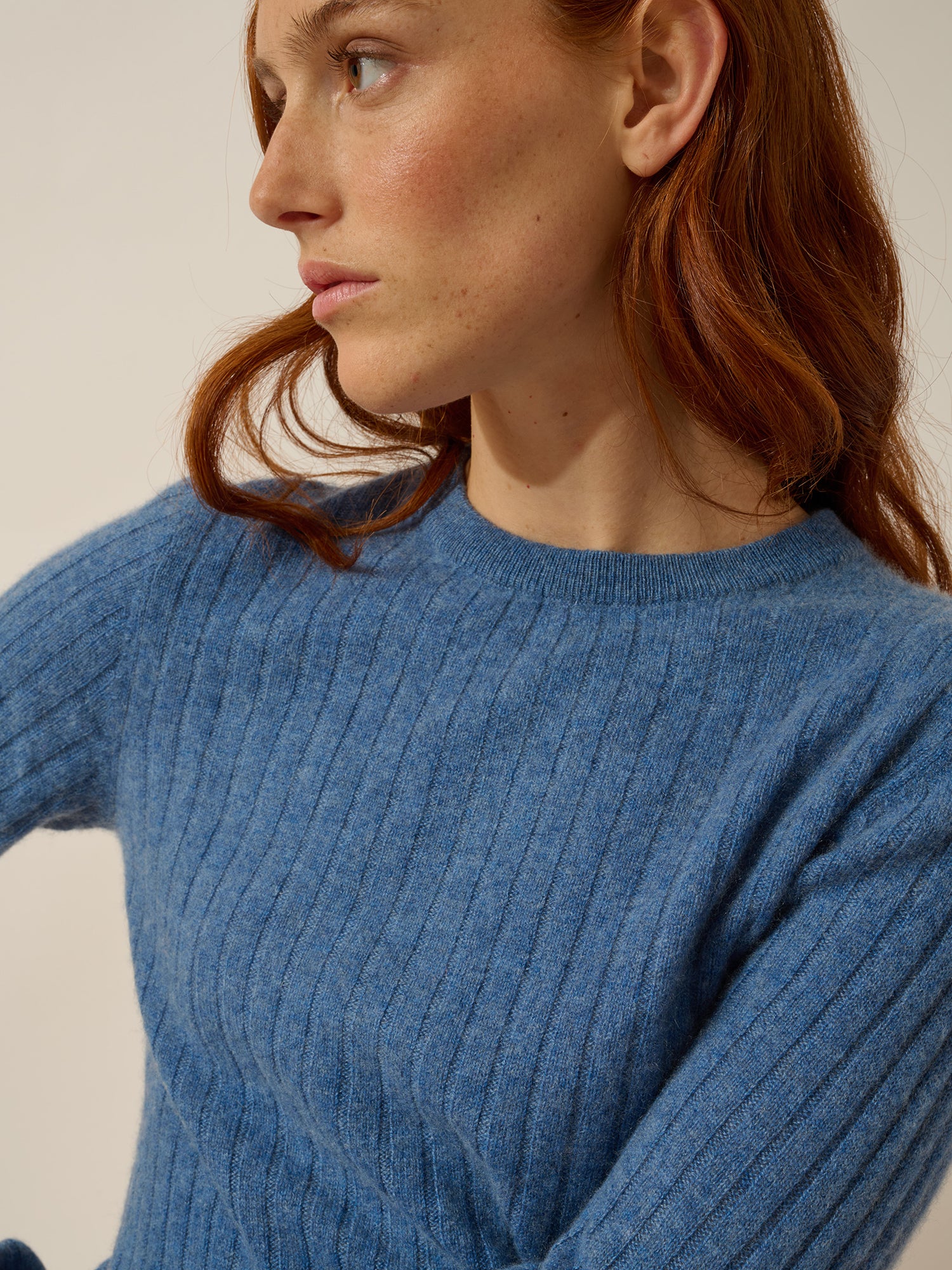 AVANA pull col rond bleu denim