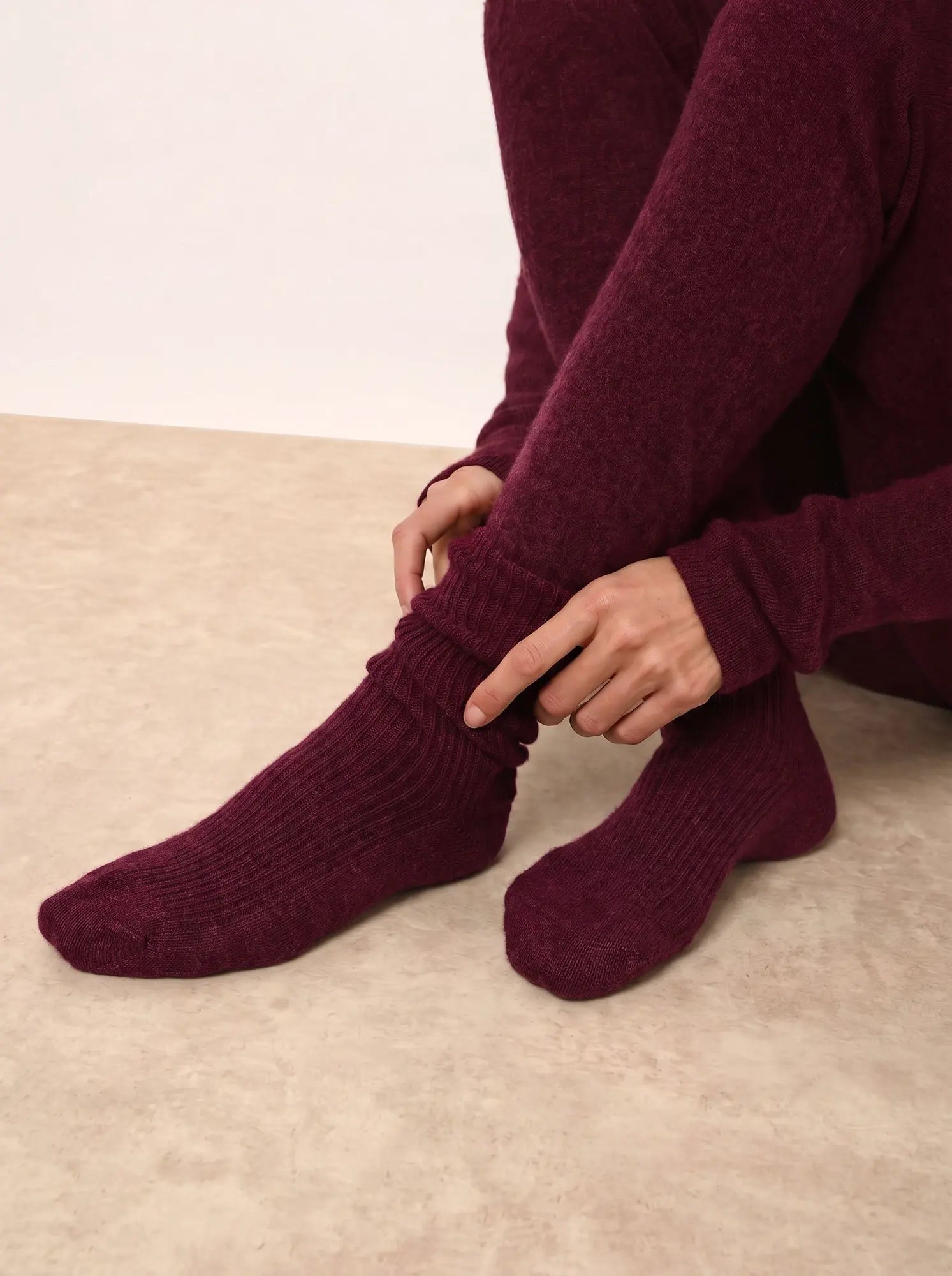 DAYAYA socks 4 ply burgundy
