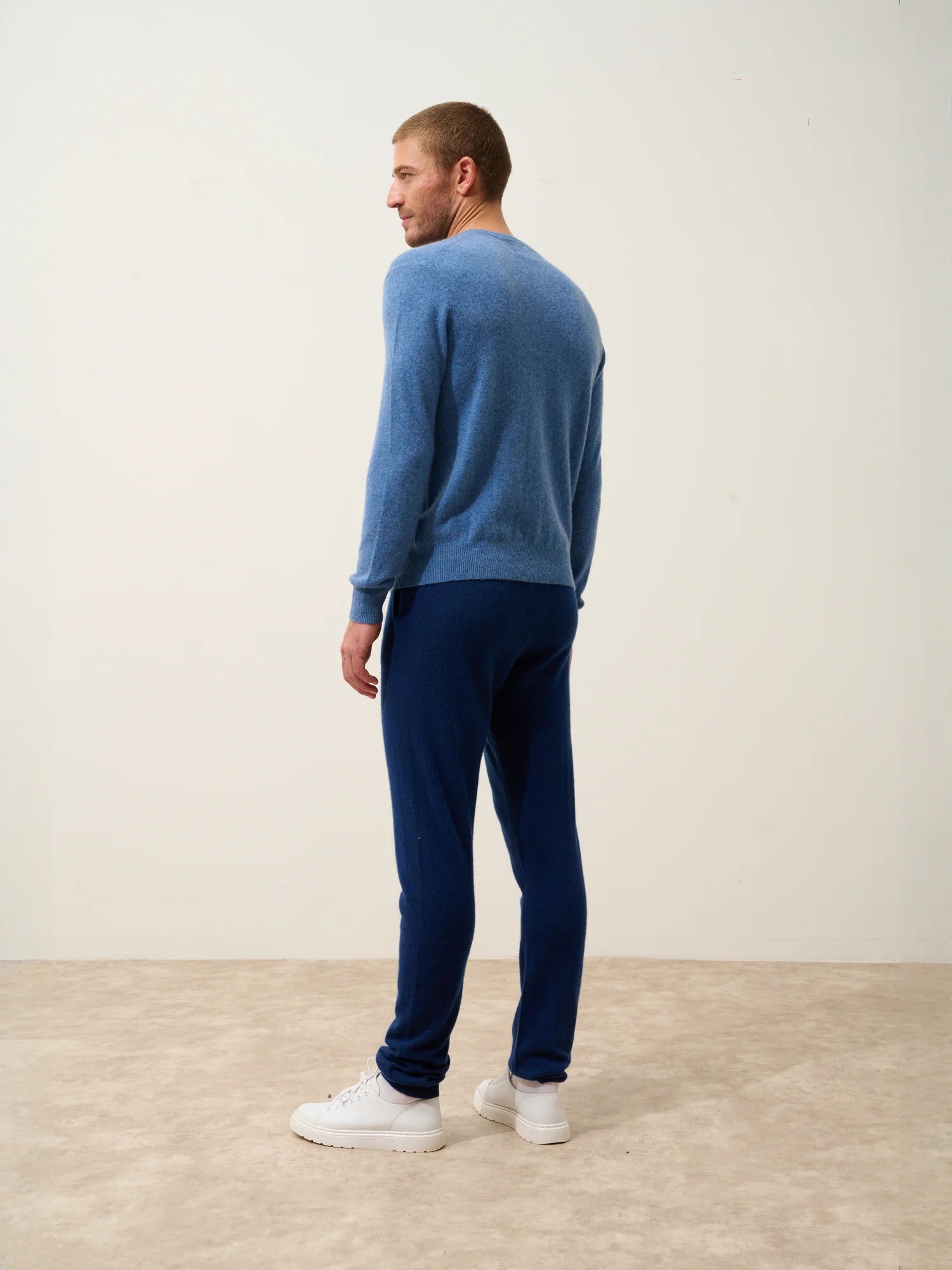 HOWARD pullover rundhalsausschnitt blau denim