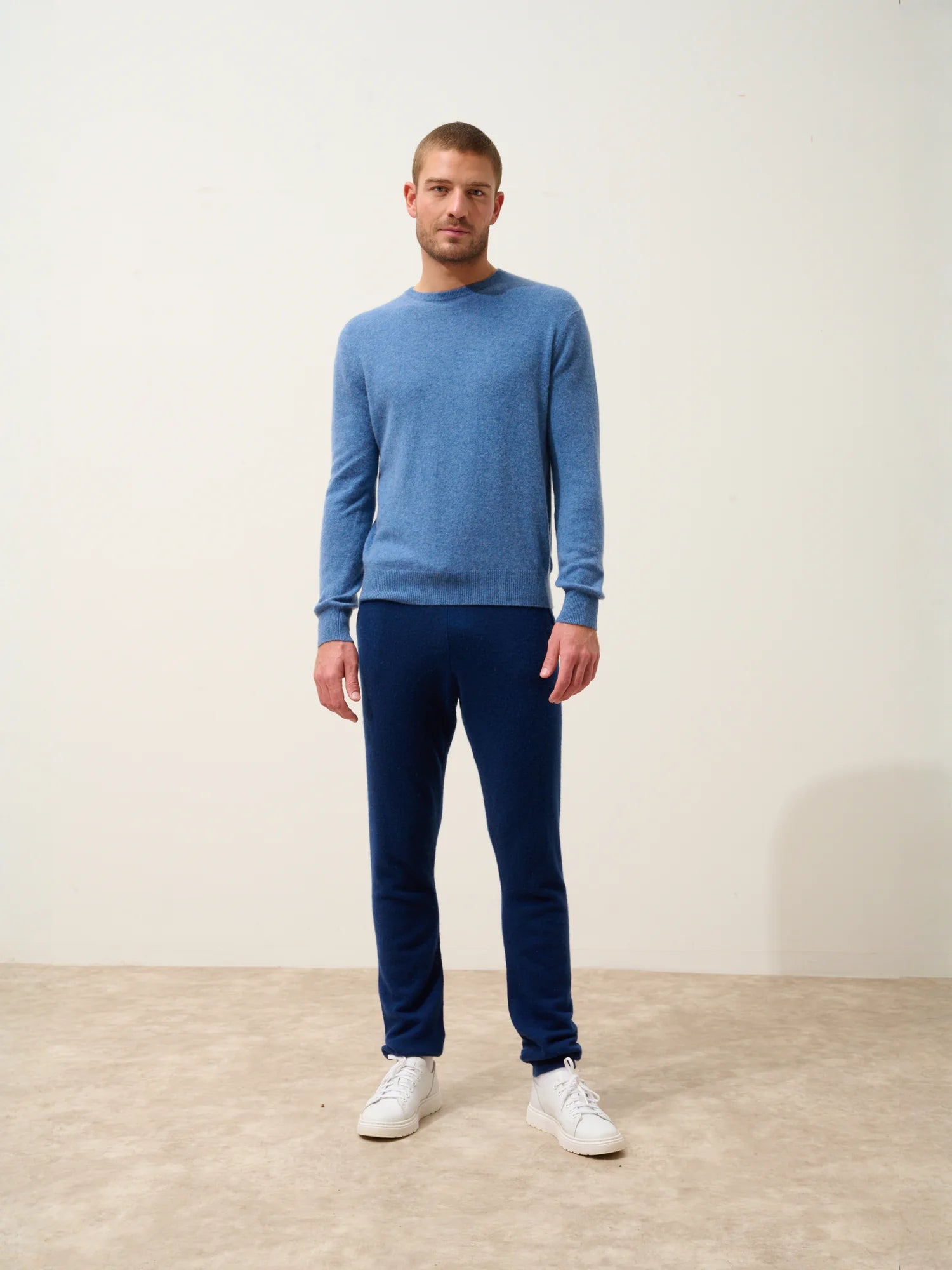 HOWARD pullover rundhalsausschnitt blau denim