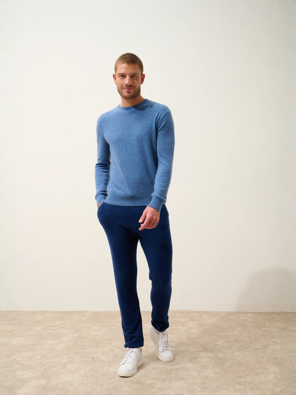 HOWARD pullover rundhalsausschnitt blau denim