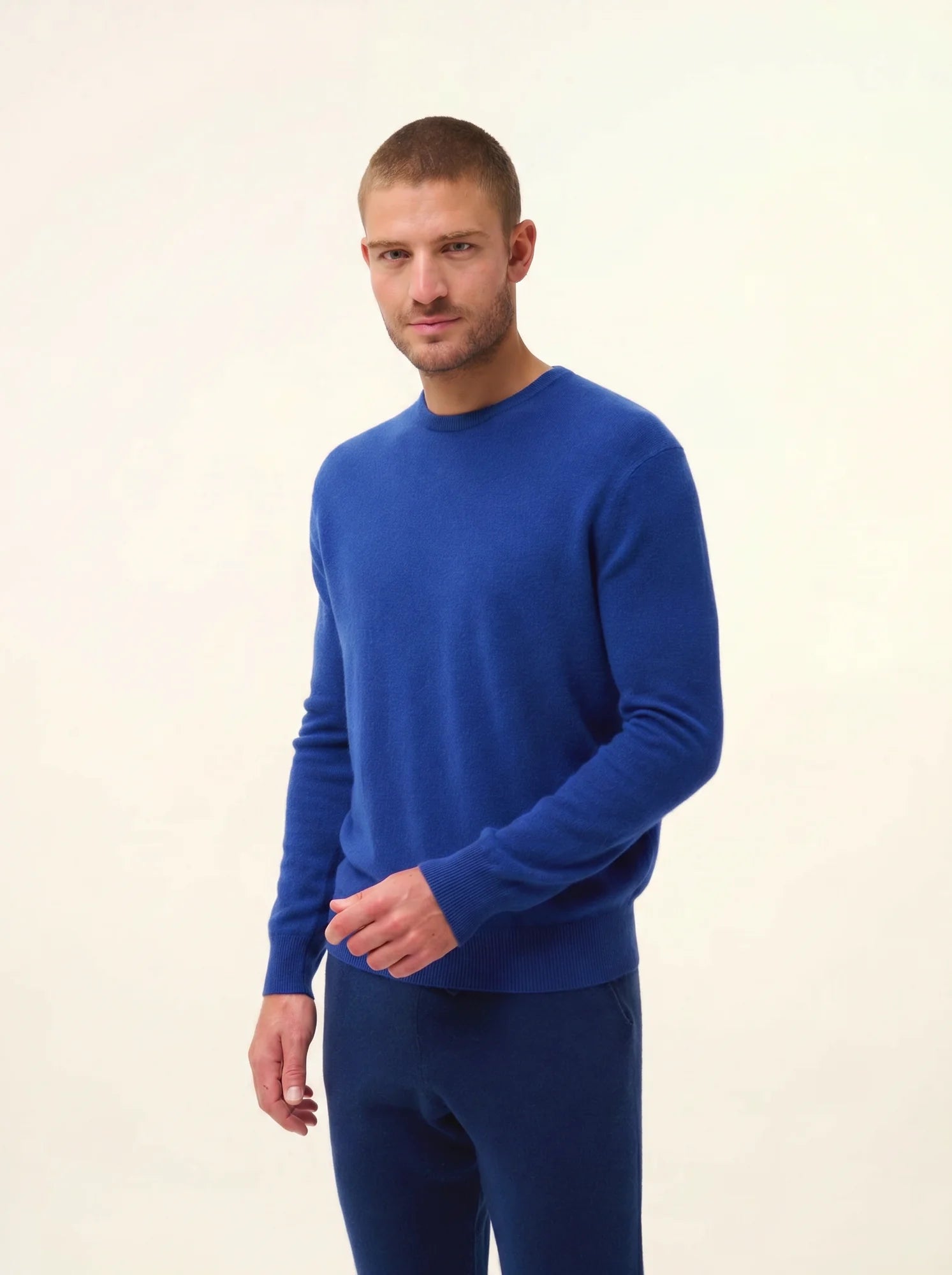 HOWARD pullover rundhalsausschnitt ultramarin