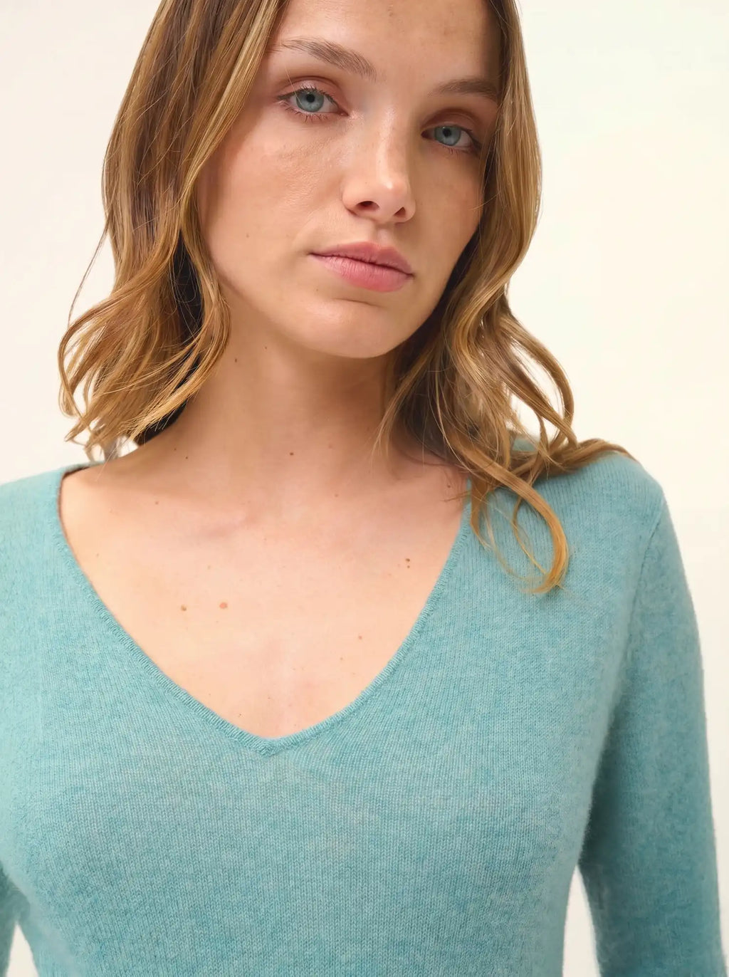 JOAN pullover v-ausschnitt grün meliert