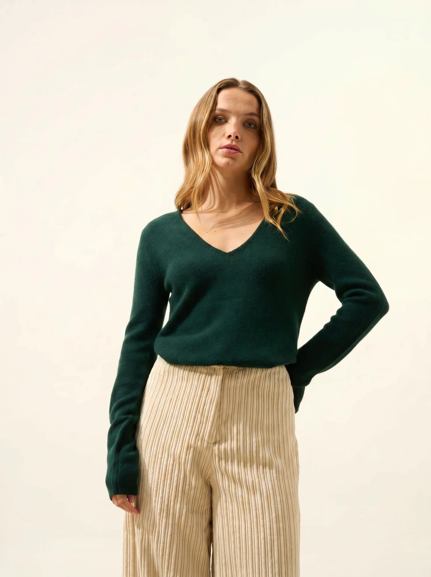 ABBY pullover v-ausschnitt 4-fädig zypresse