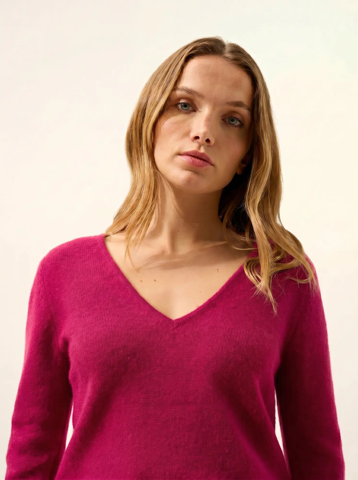 ABBY pullover v-ausschnitt 4-fädig fuchsia
