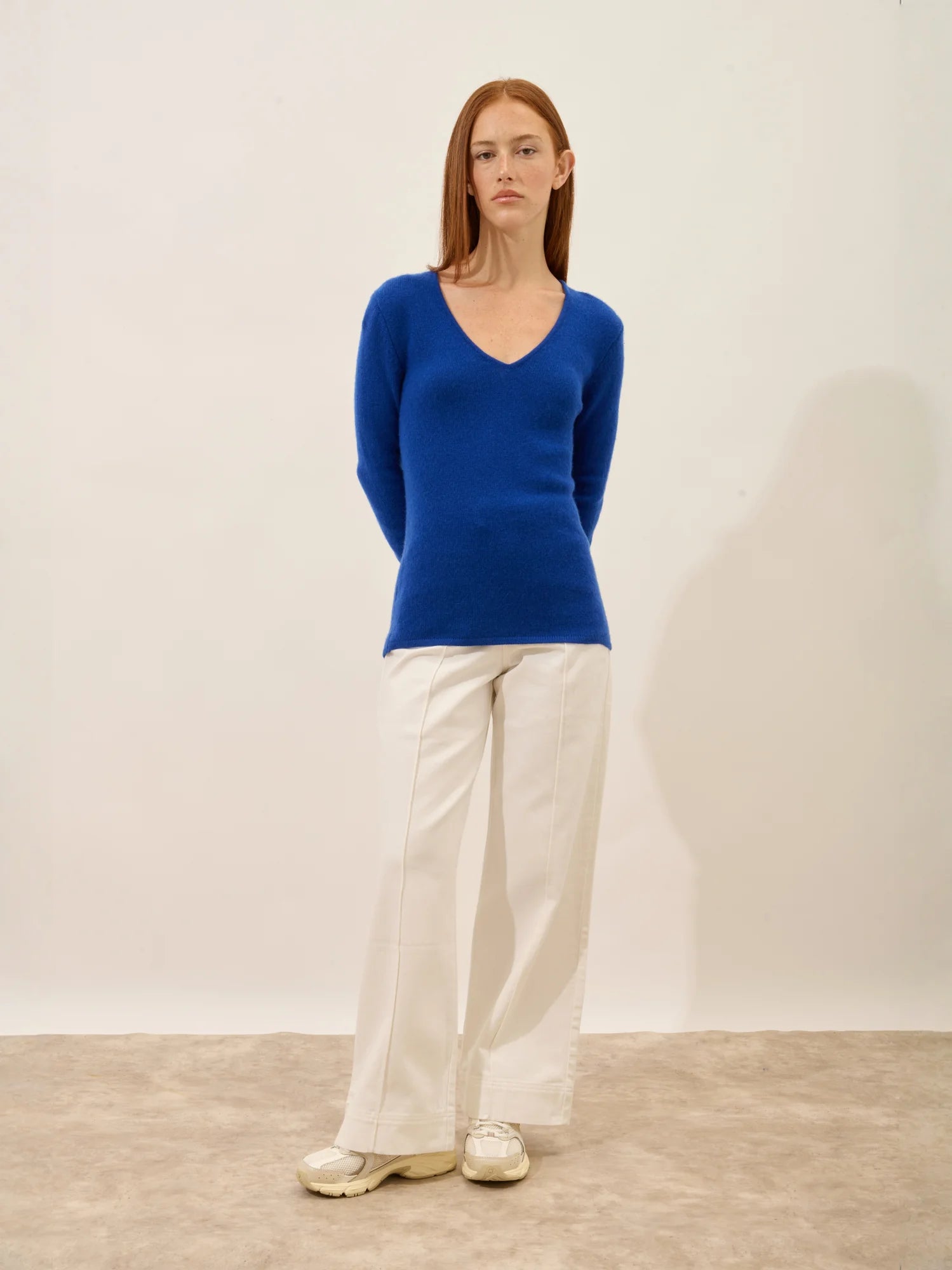ABBY pullover v-ausschnitt 4-fädig ultramarin