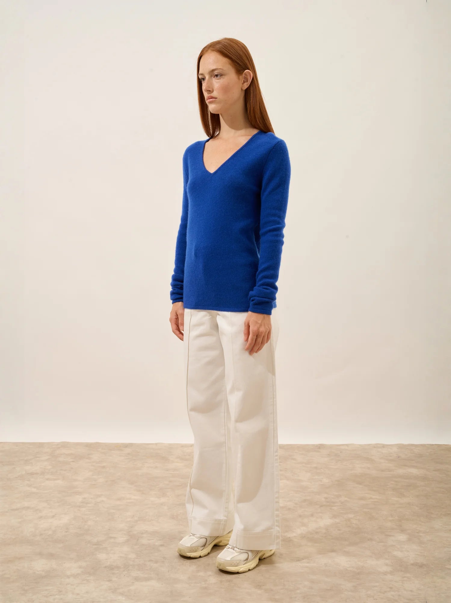 ABBY pullover v-ausschnitt 4-fädig ultramarin