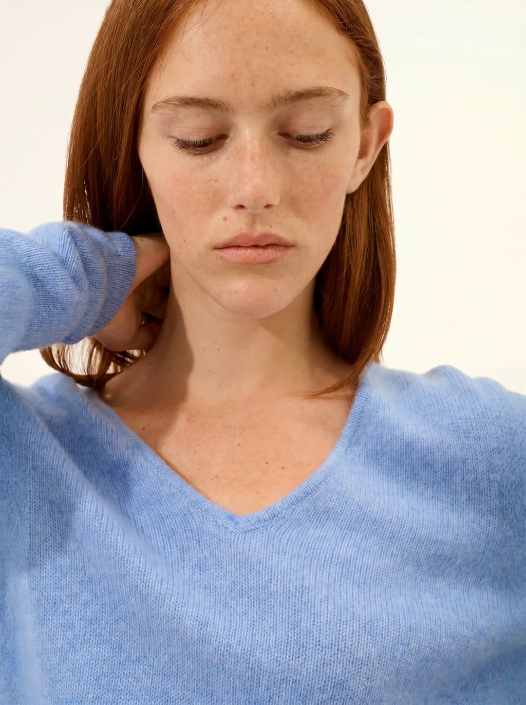 ABBY pullover v-ausschnitt 4-fädig himmelblau