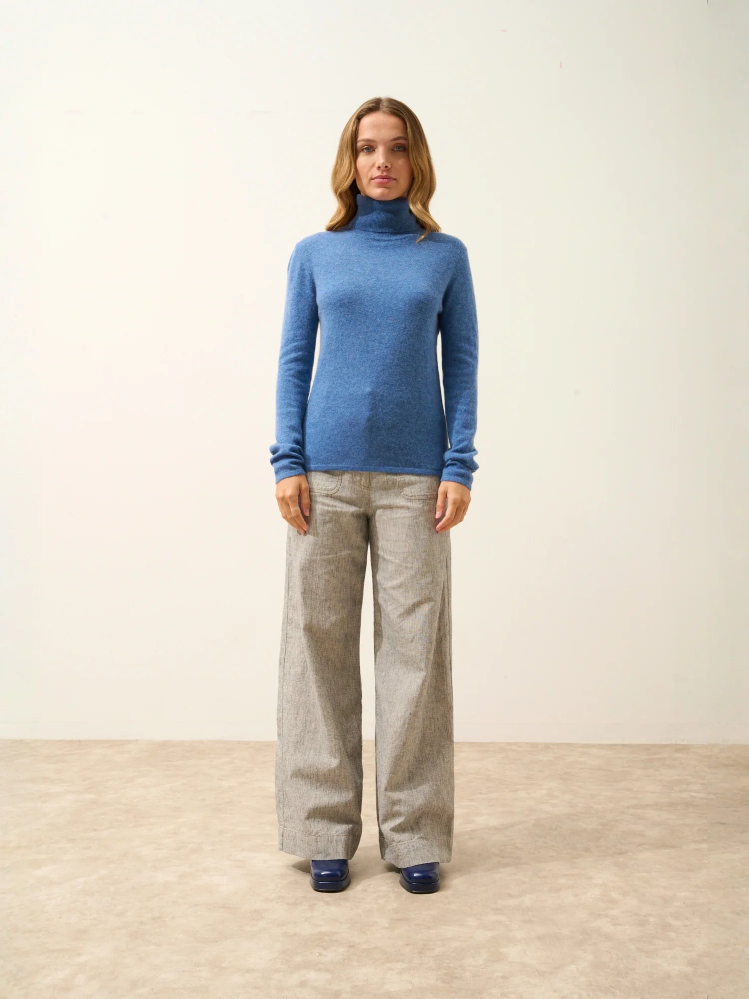 AVA pullover rollkragen blau denim