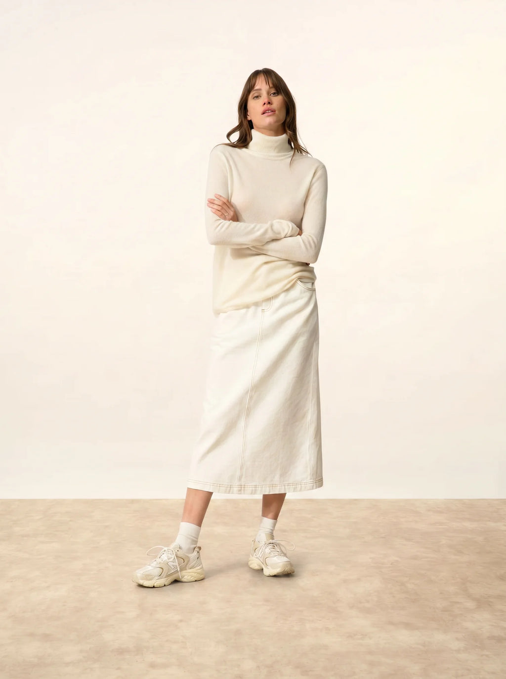 AVA pull col roulé ivoire