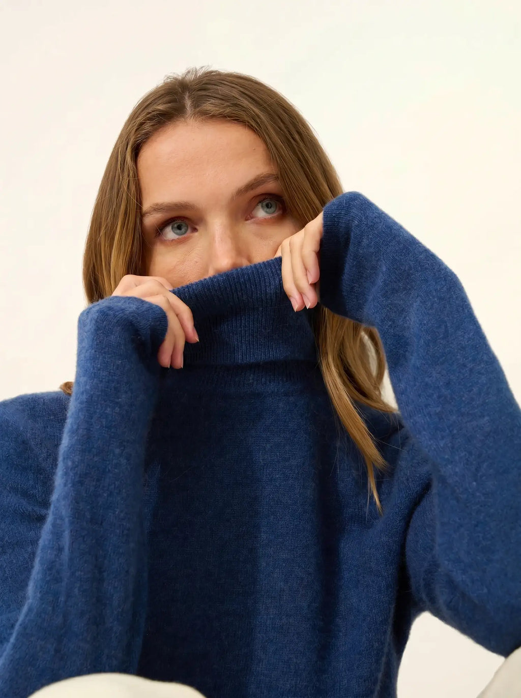 AVA pullover rollkragen océan meliert