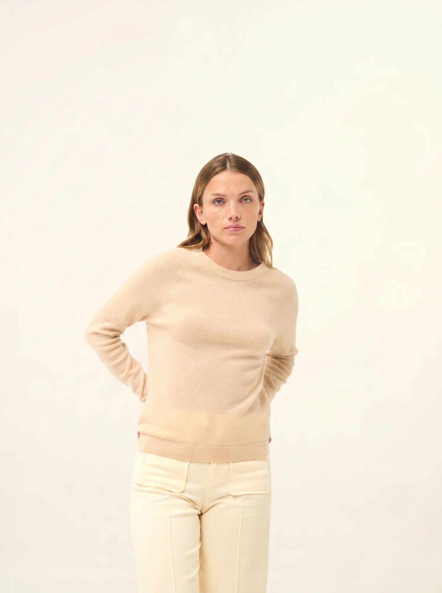 JANE pullover rundhalsausschnitt sand
