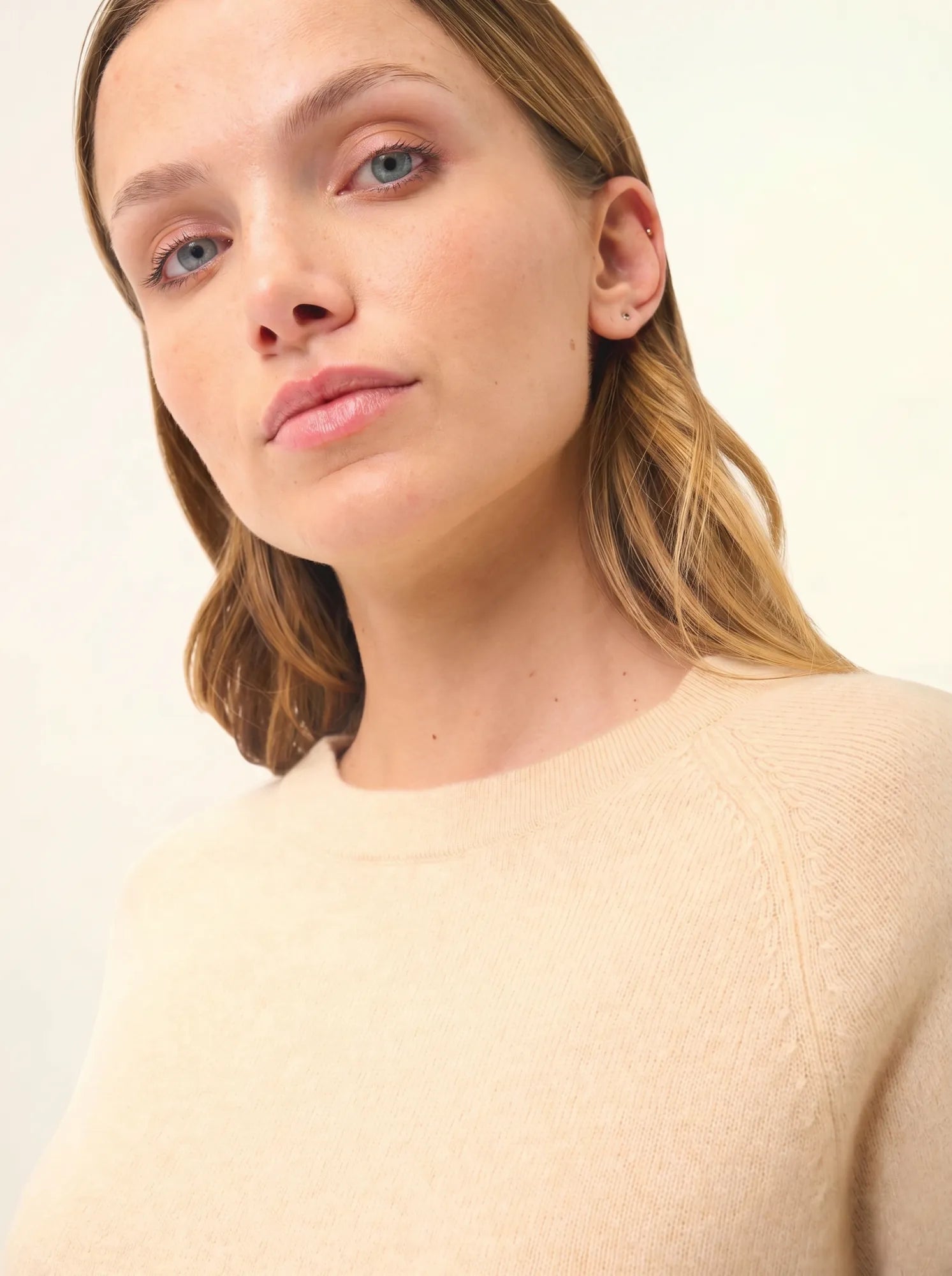 JANE pullover rundhalsausschnitt sand