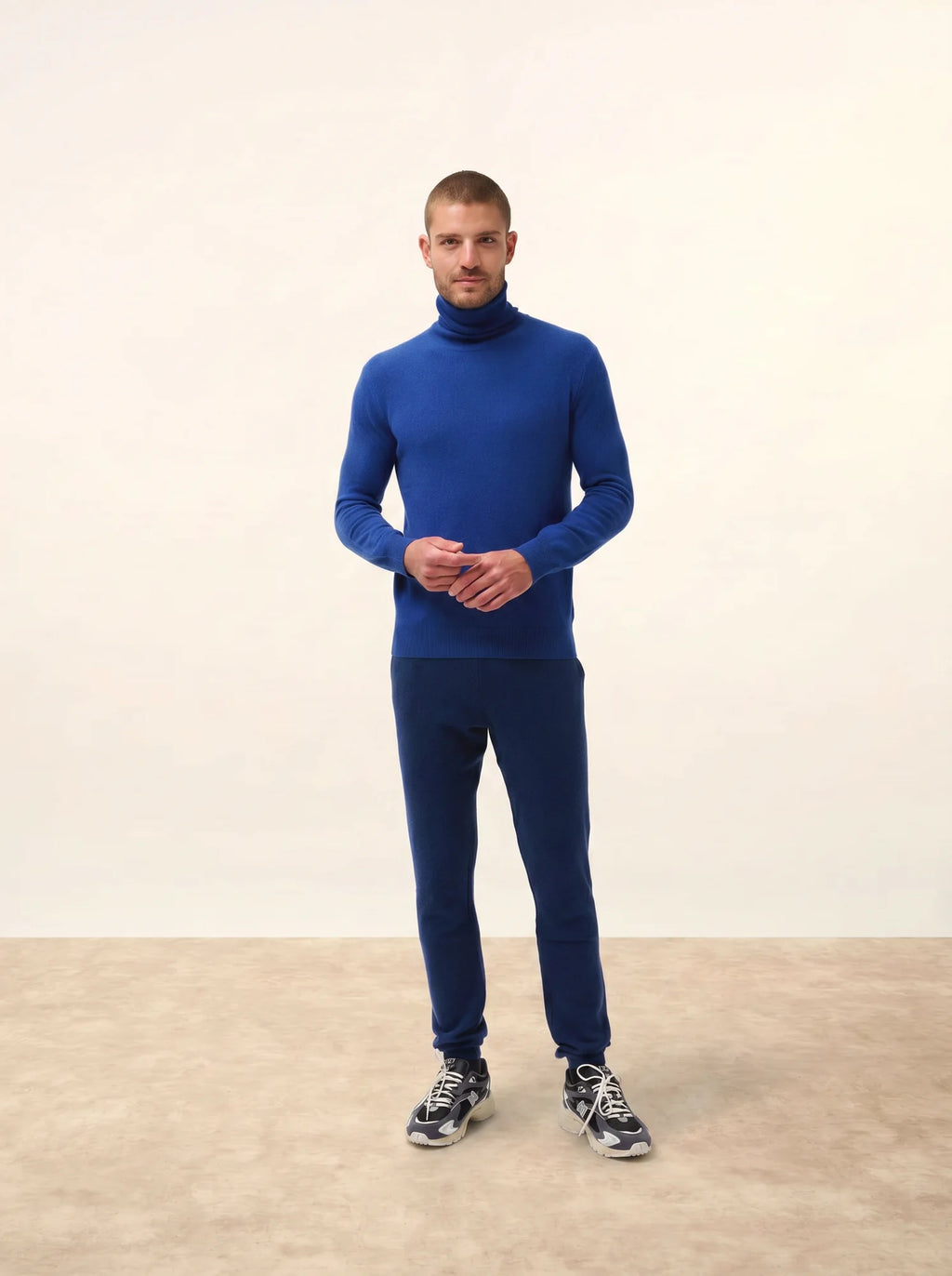CONNOR pull col roulé outremer