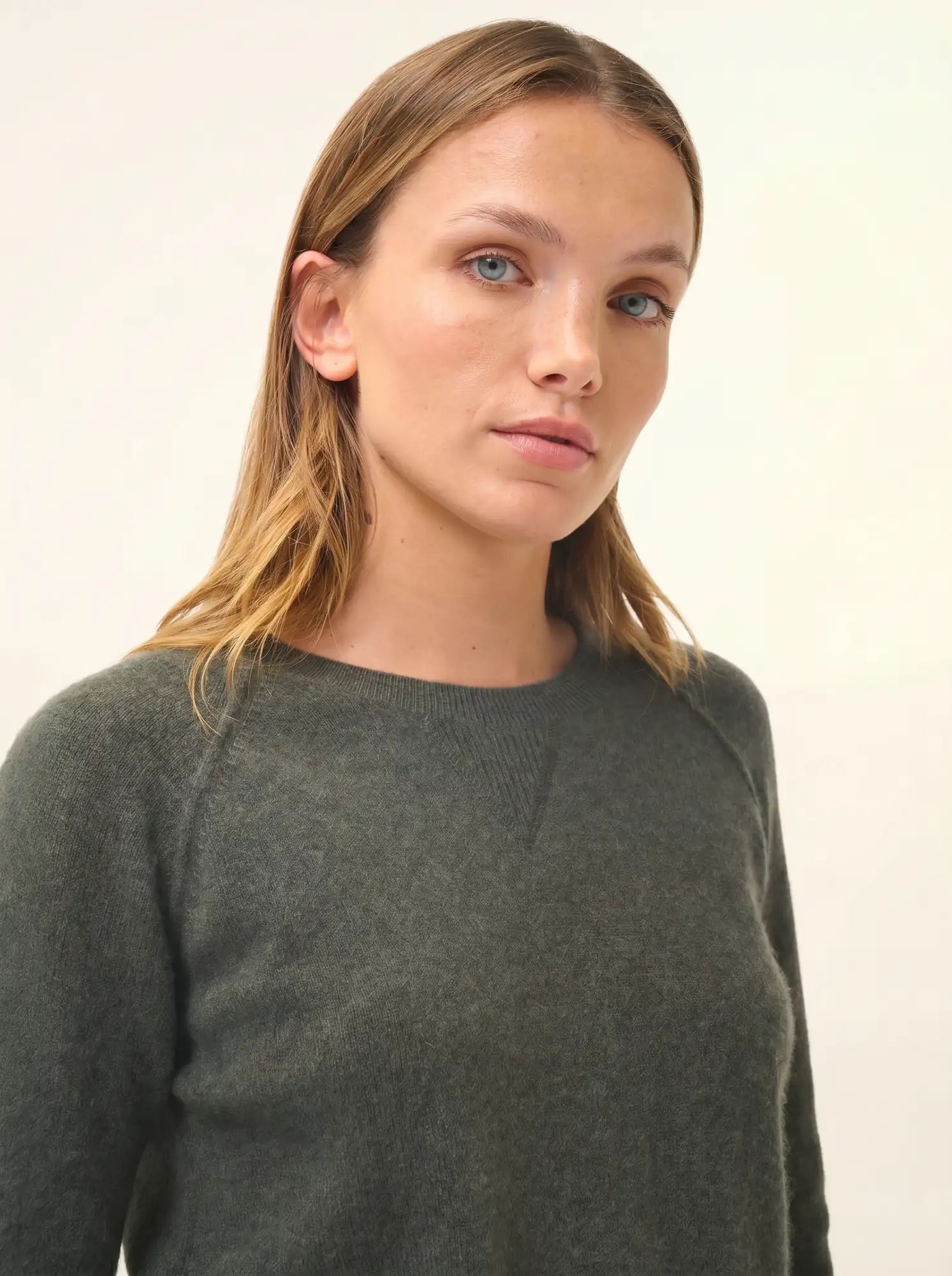 HELEN pullover rundhalsausschnitt khaki meliert