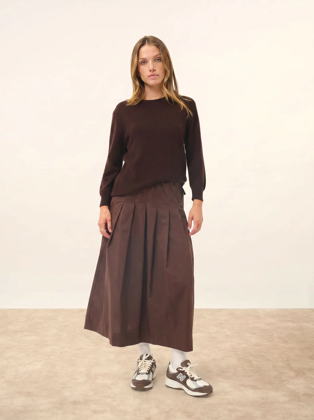 JANICE pullover rundhalsausschnitt geknöpft hinten choco