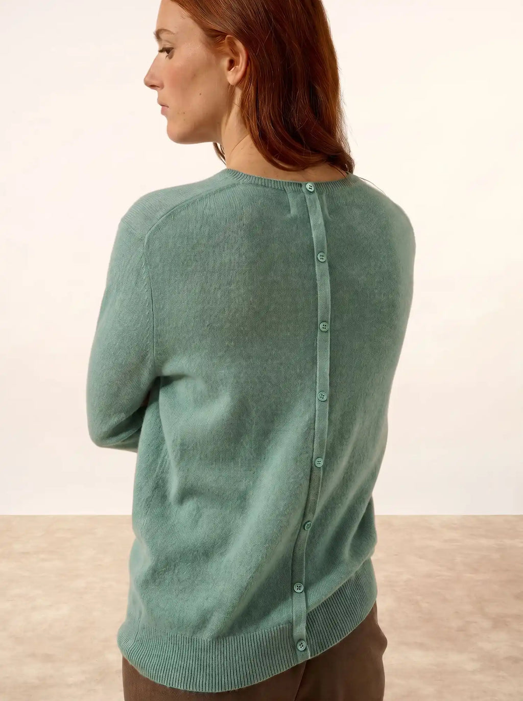 JANICE pullover rundhalsausschnitt geknöpft hinten grün meliert