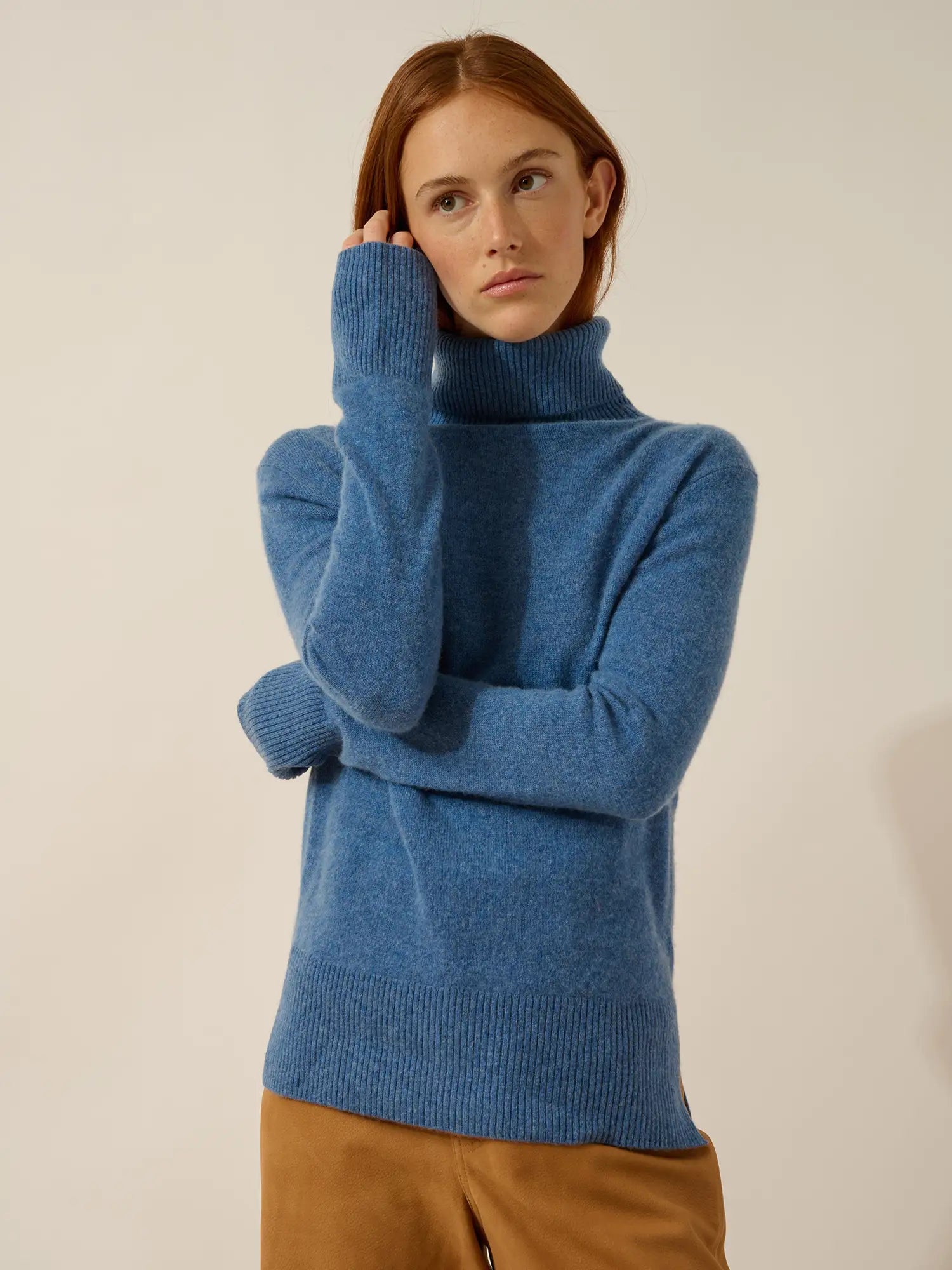 LEXIE pull col roulé bleu denim