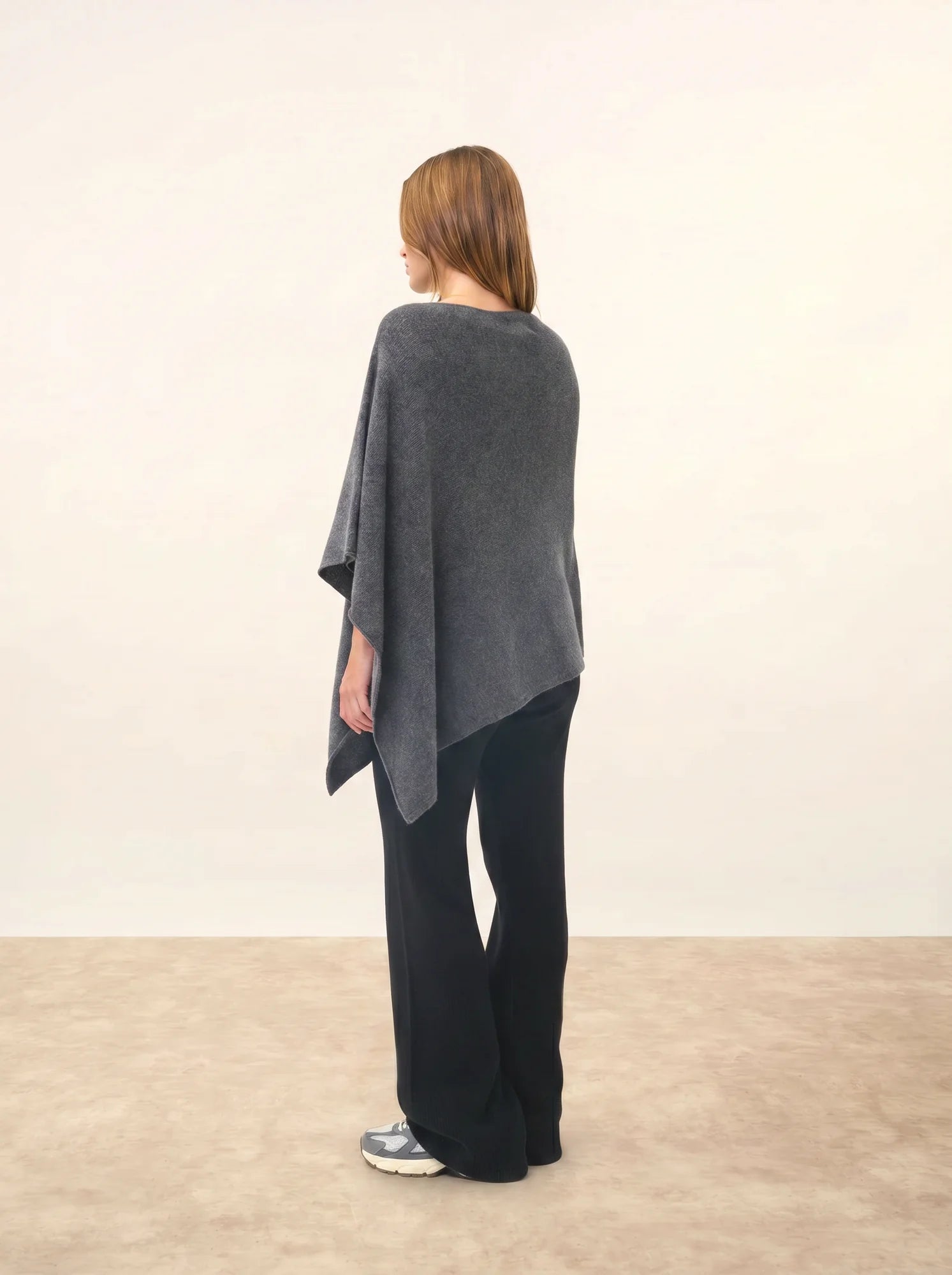 SALLY poncho 4-fädig anthrazit meliert