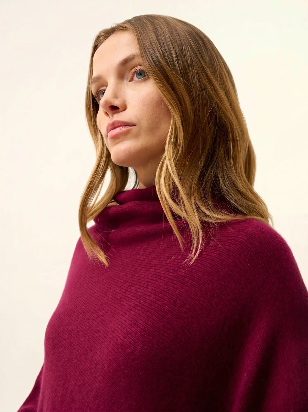 SALLY poncho 4-fädig bordeaux