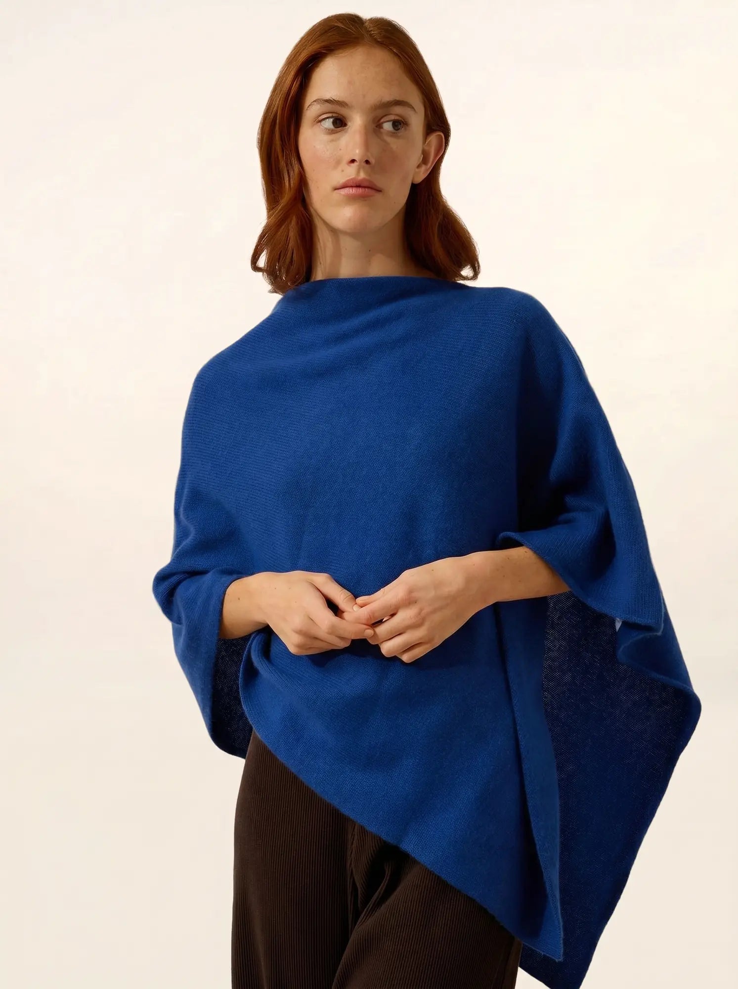 SALLY poncho 4-fädig ultramarin