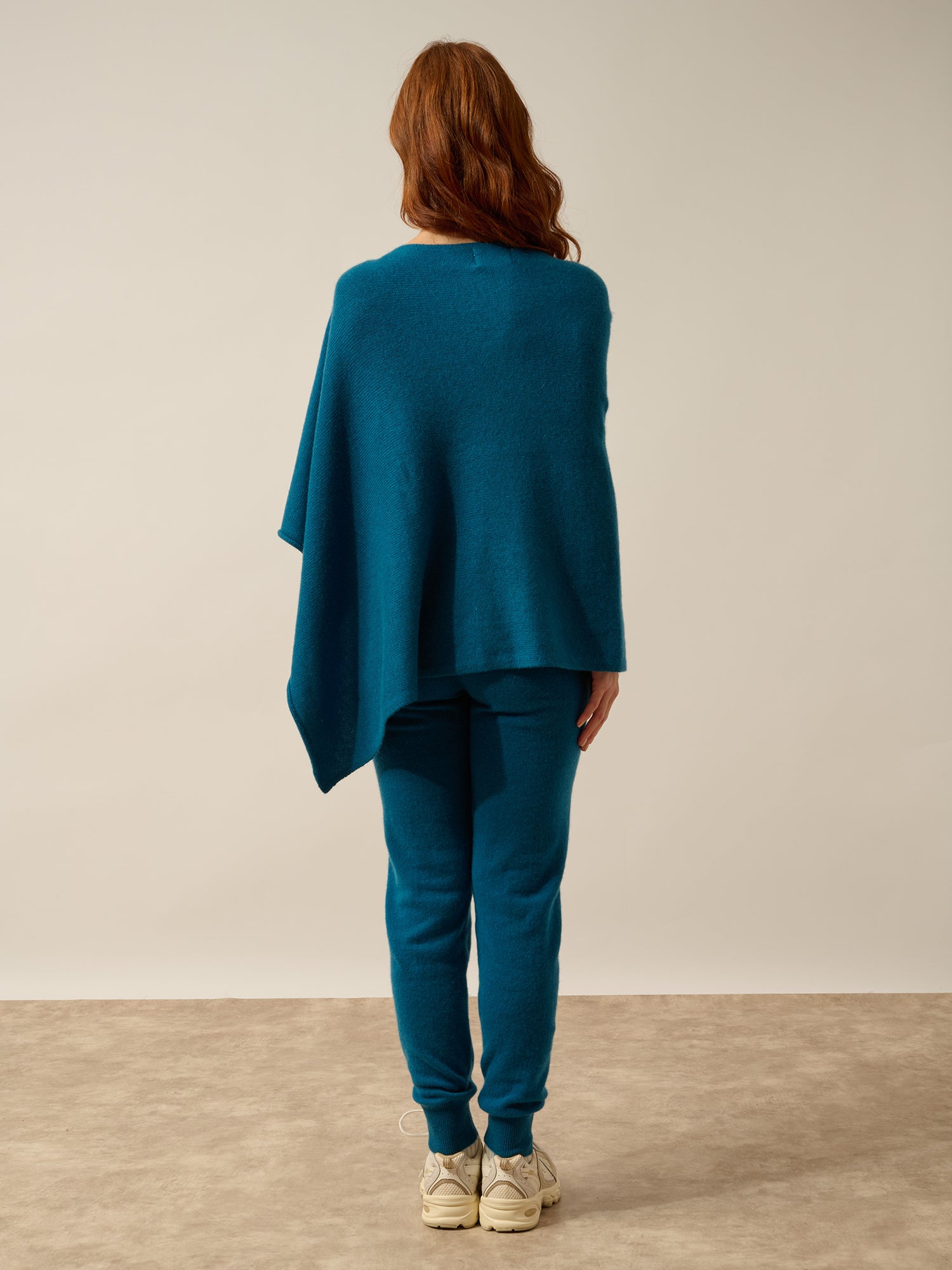 ASHLEY poncho col bateau paon