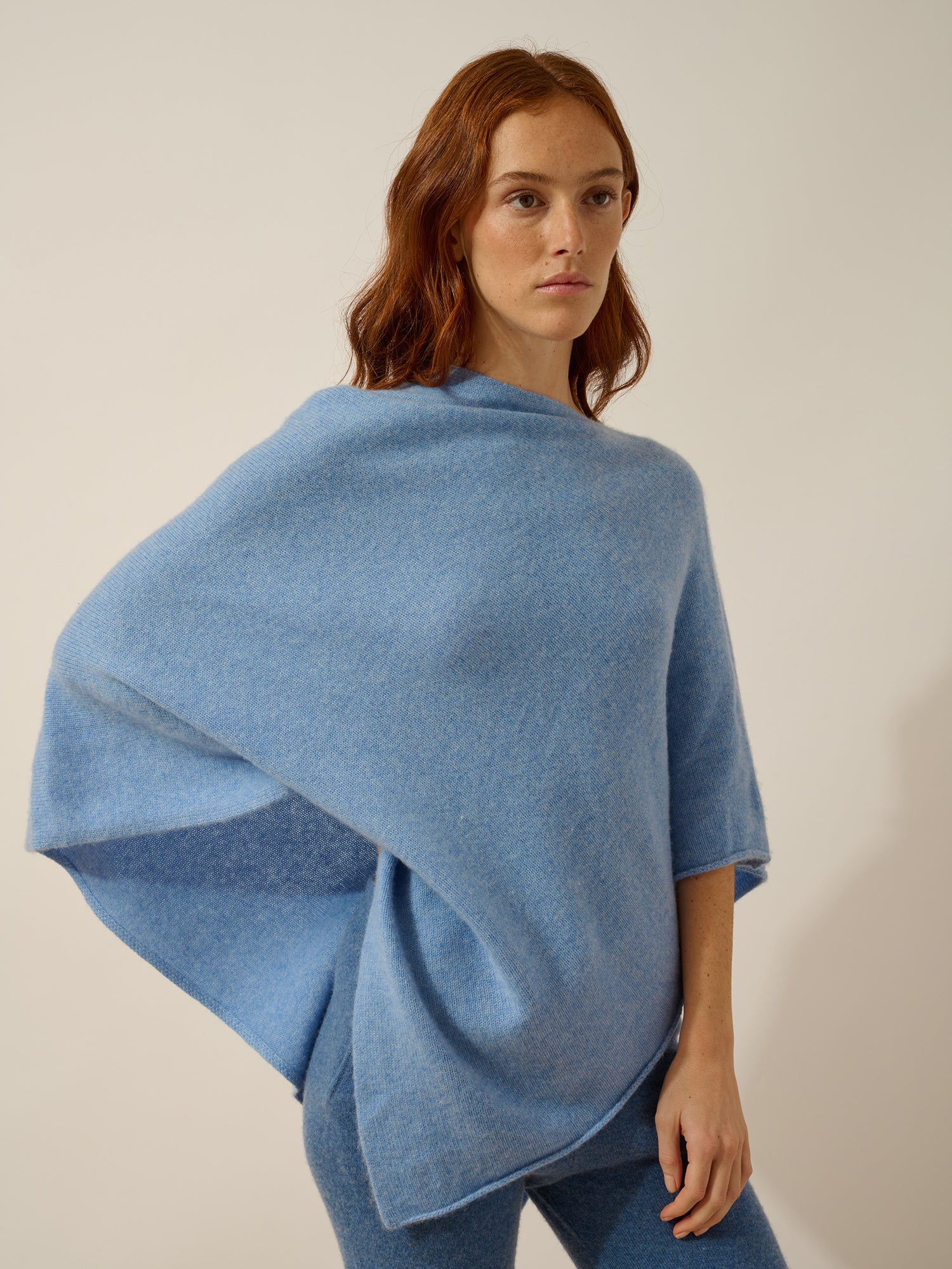 ASHLEY poncho col bateau sky