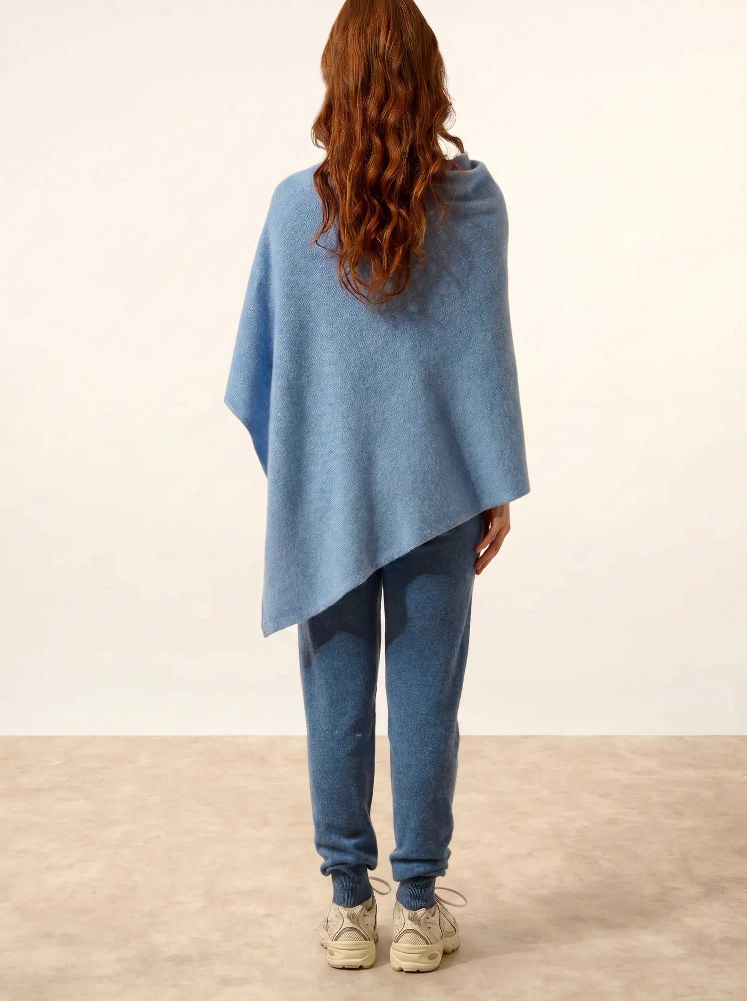 SALLY poncho 4-fädig himmelblau