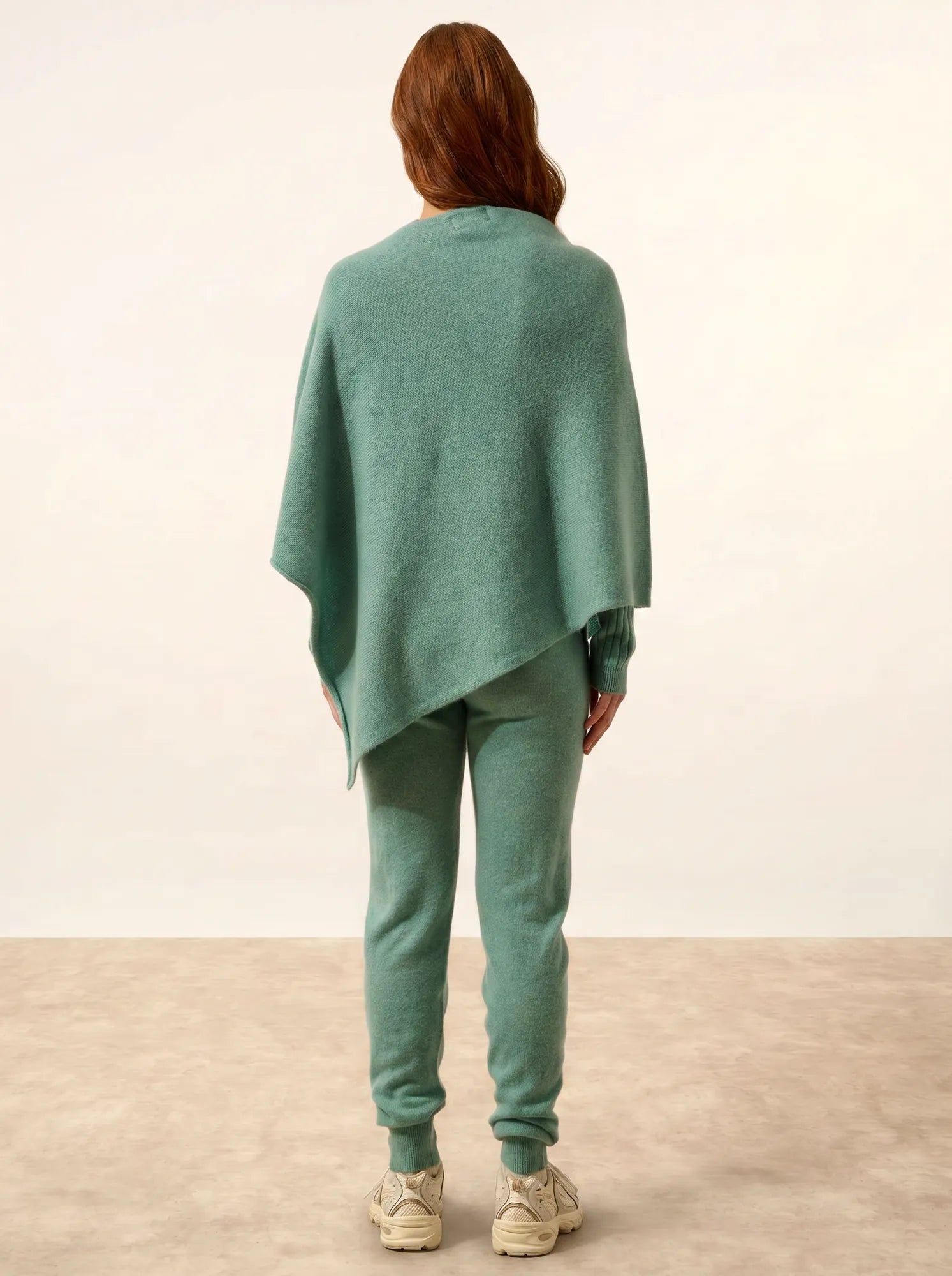 SALLY poncho 4-fädig grün meliert