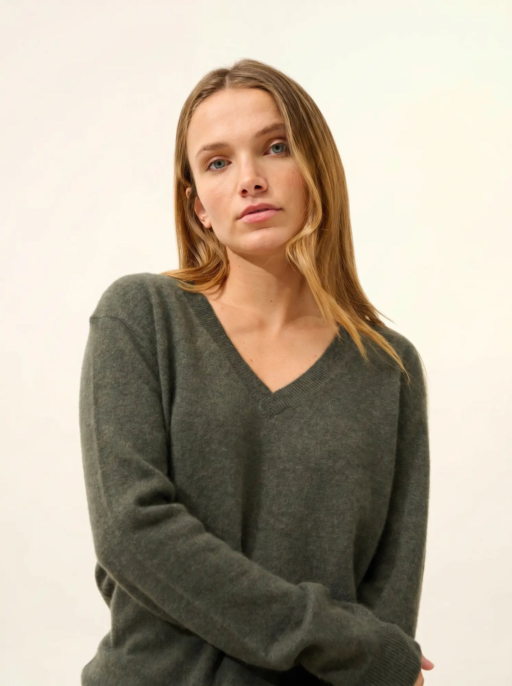 NORA pullover v-ausschnitt khaki meliert