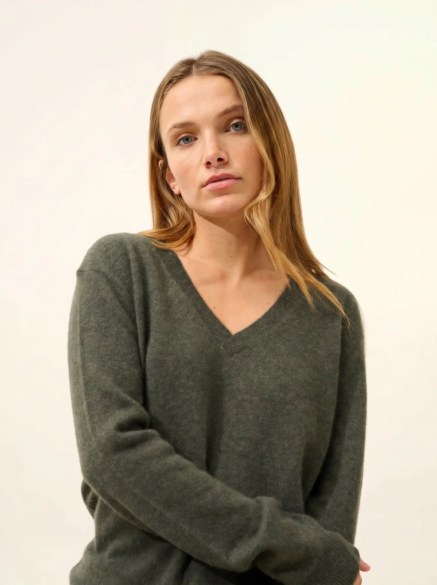 NORA pullover v-ausschnitt khaki meliert