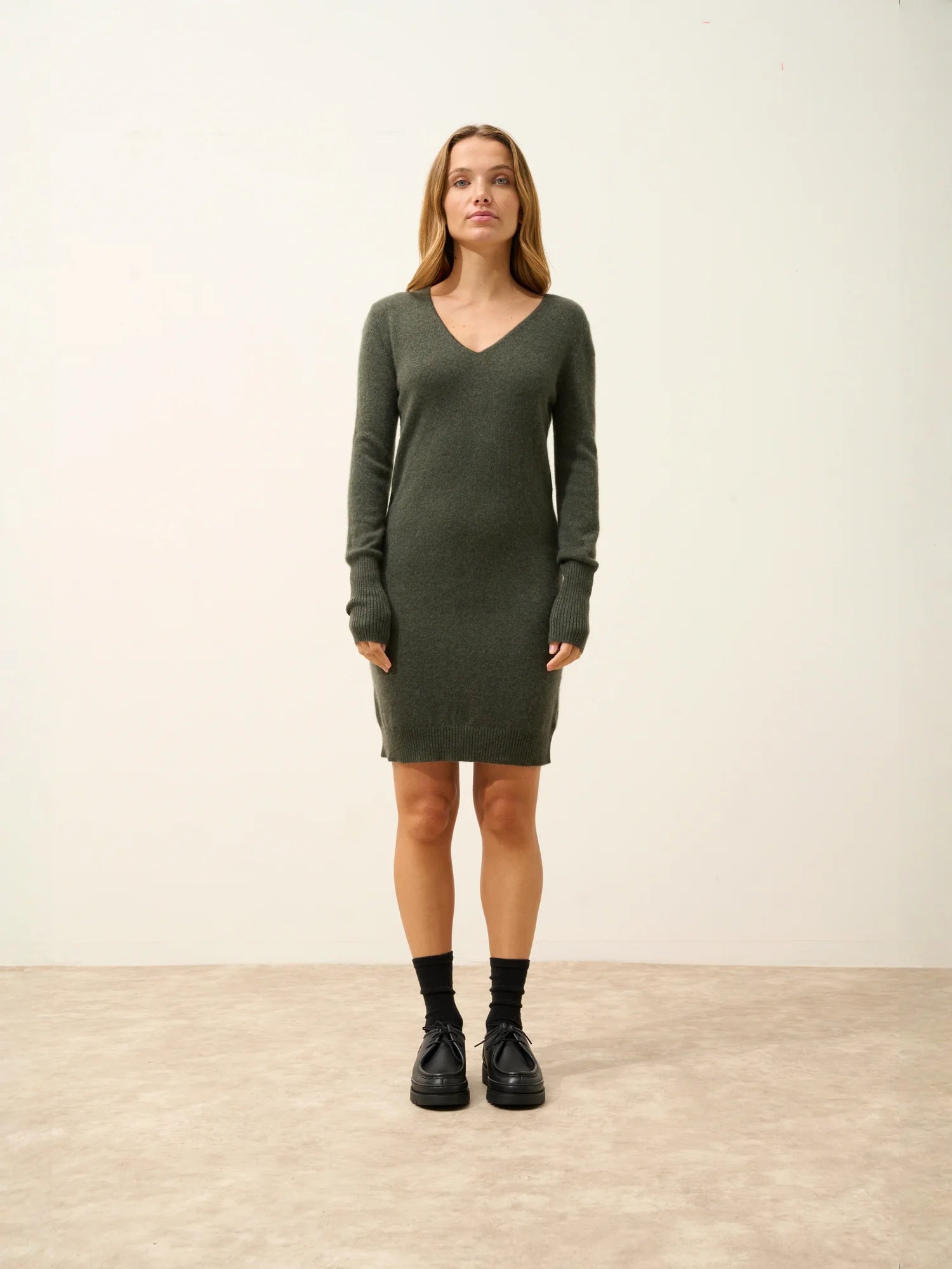 TRACY kleid v-ausschnitt khaki meliert