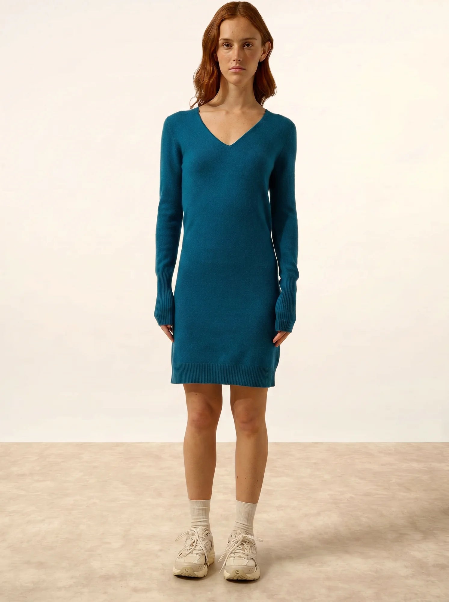 TRACY kleid v-ausschnitt paon
