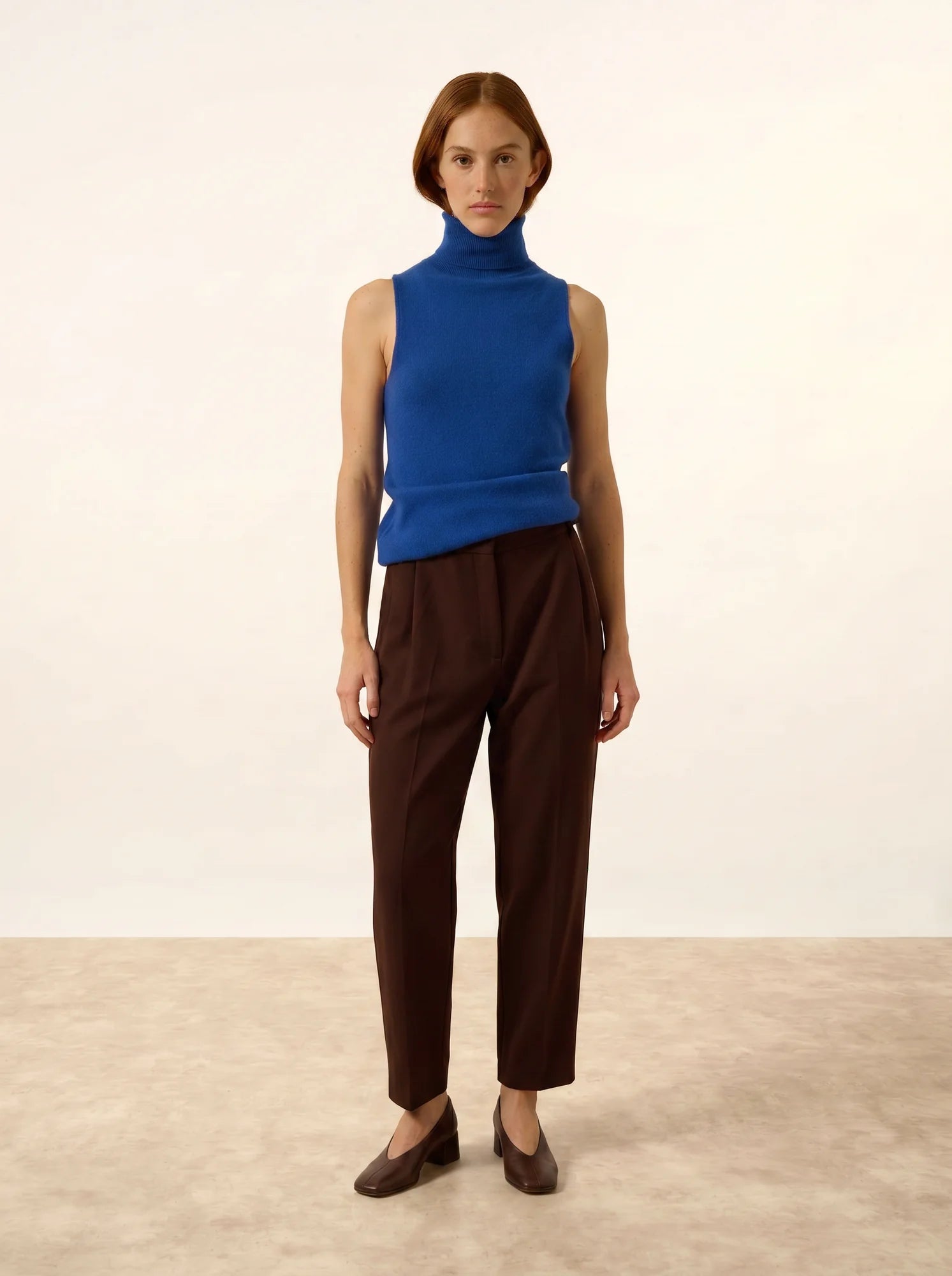 VIOLET pullover rollkragen ärmellos ultramarin