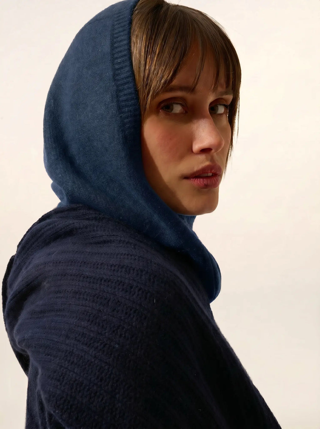 HUTTON Neck Warmer 4 Ply Heather Ocean