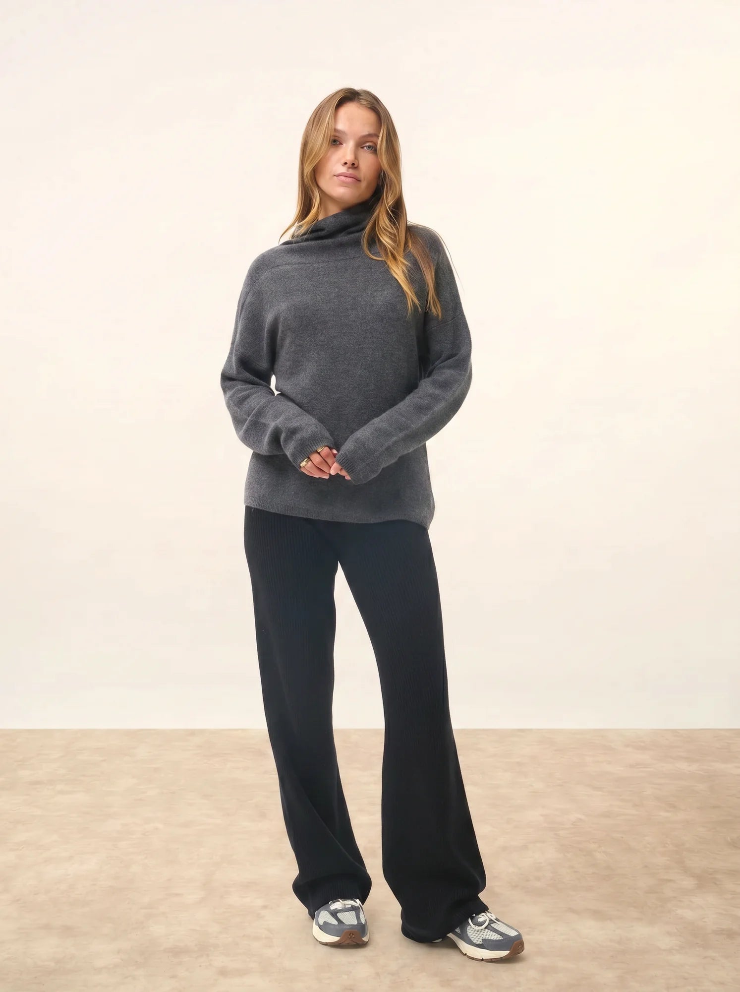 BLANTYRE pull col roulé anthracite chiné