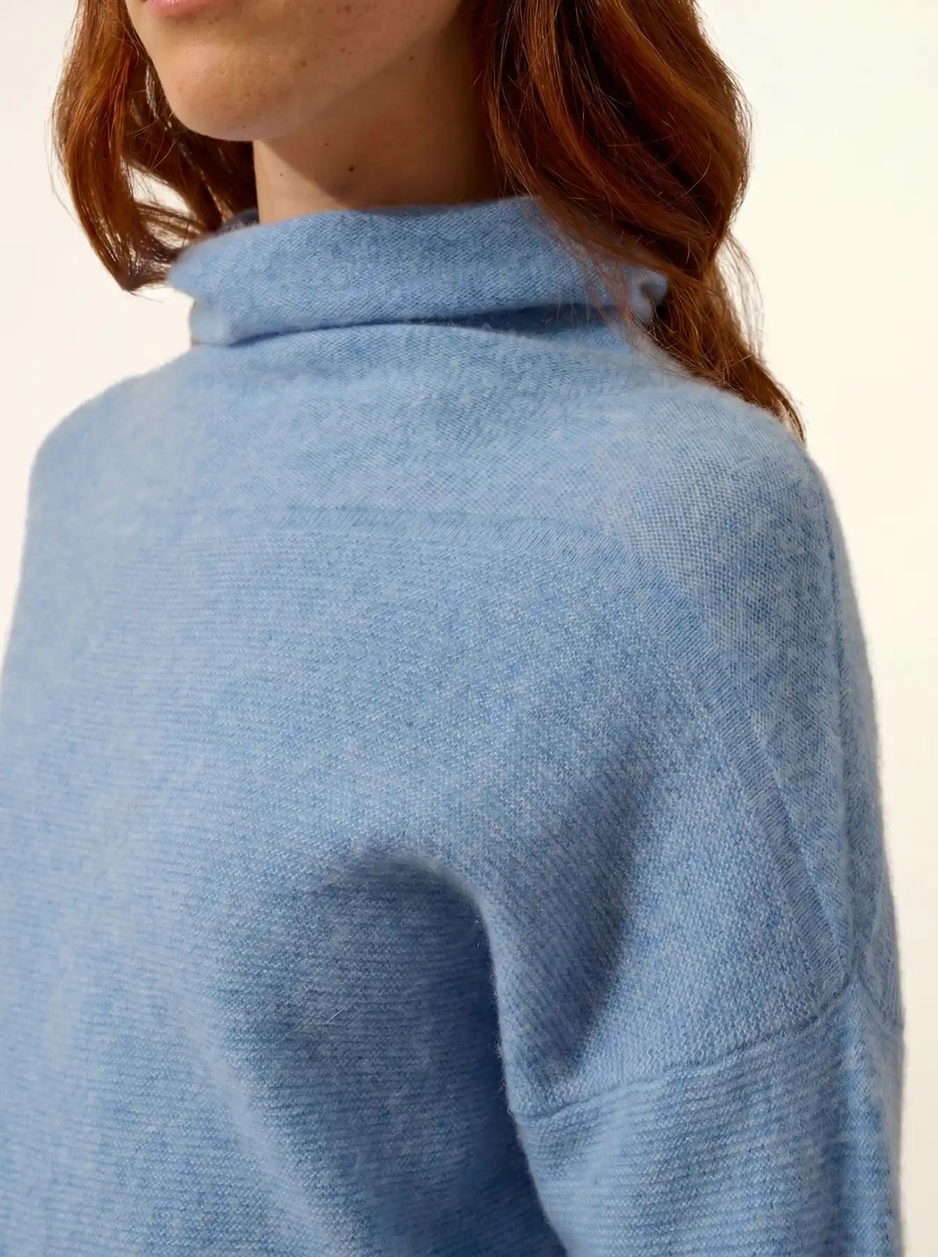 BLANTYRE pullover rollkragen himmelblau