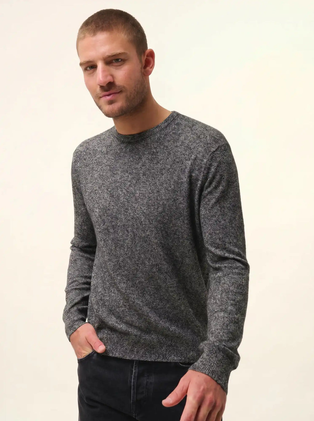 HOWARD pullover rundhalsausschnitt schwarz und weiß