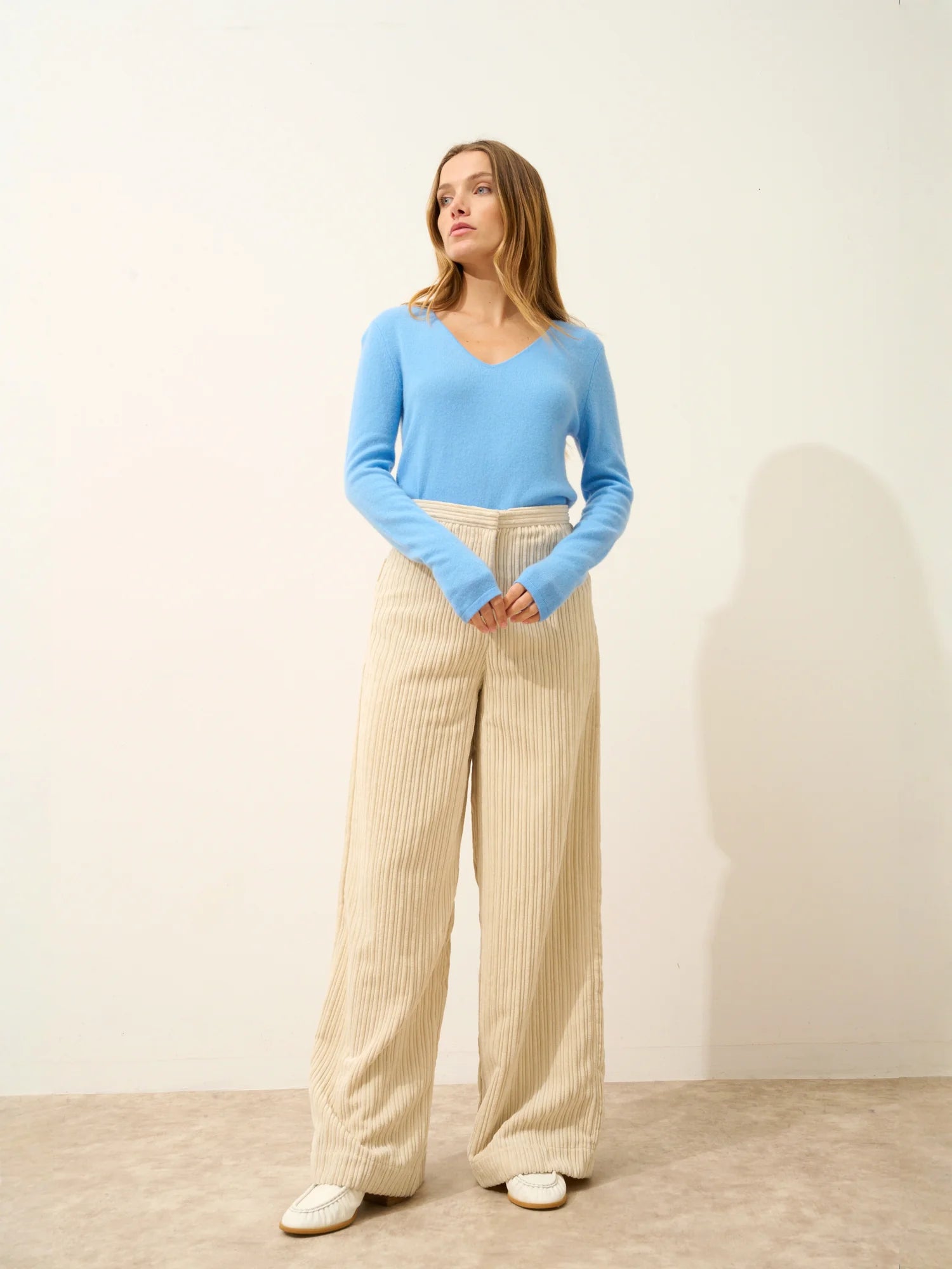 JOAN pullover v-ausschnitt blau bébé