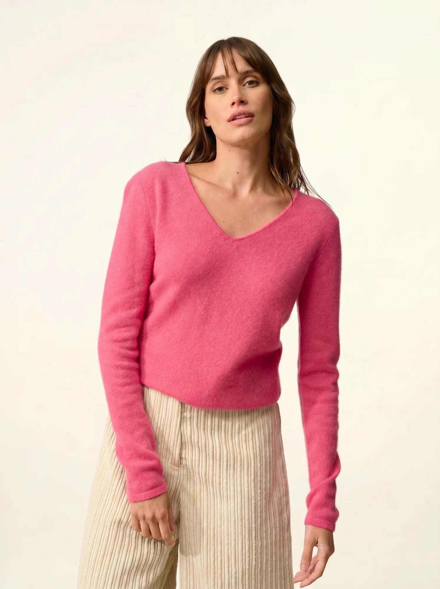 JOAN pull col V fraise