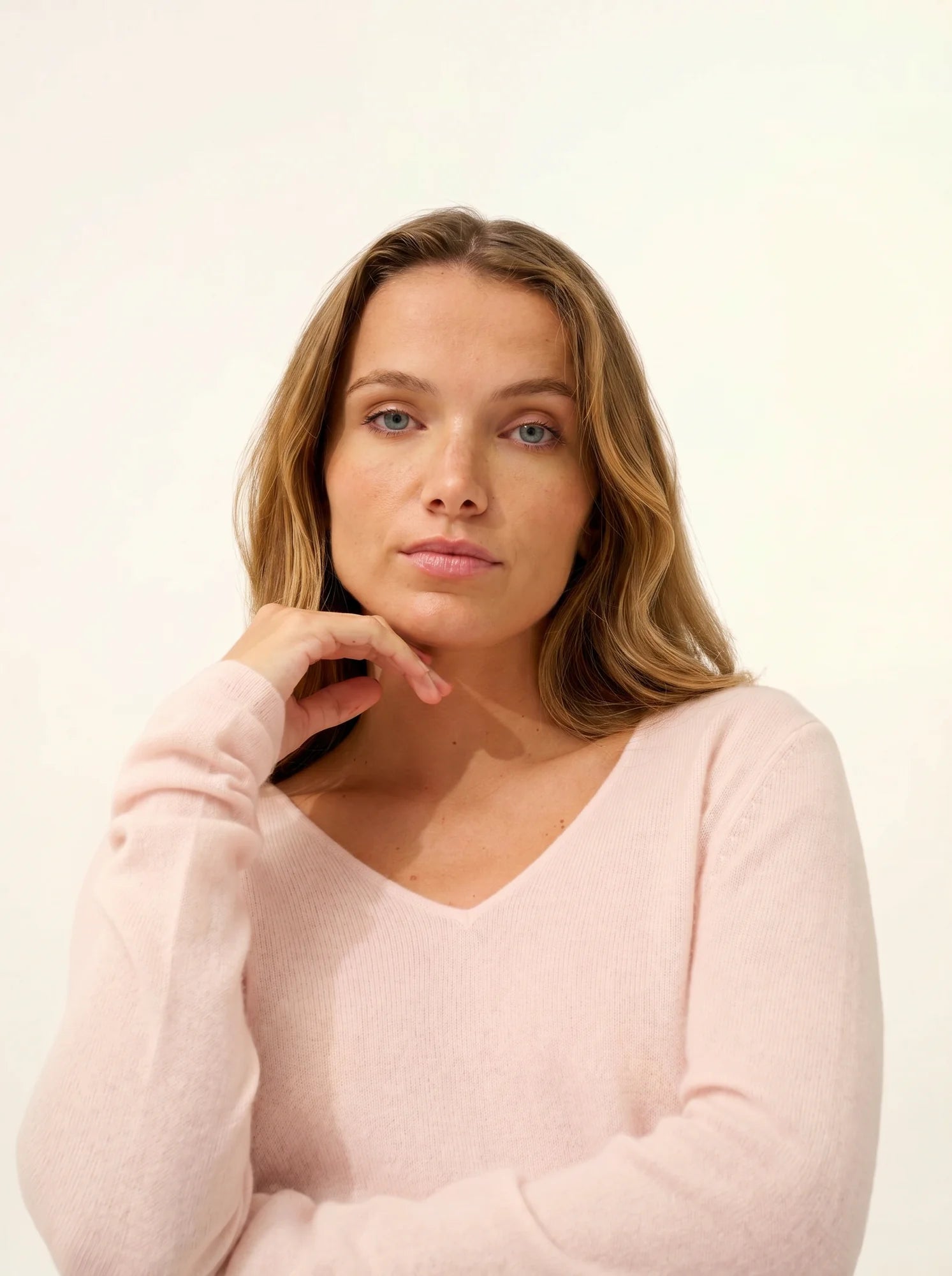 JOAN pullover v-ausschnitt poudre