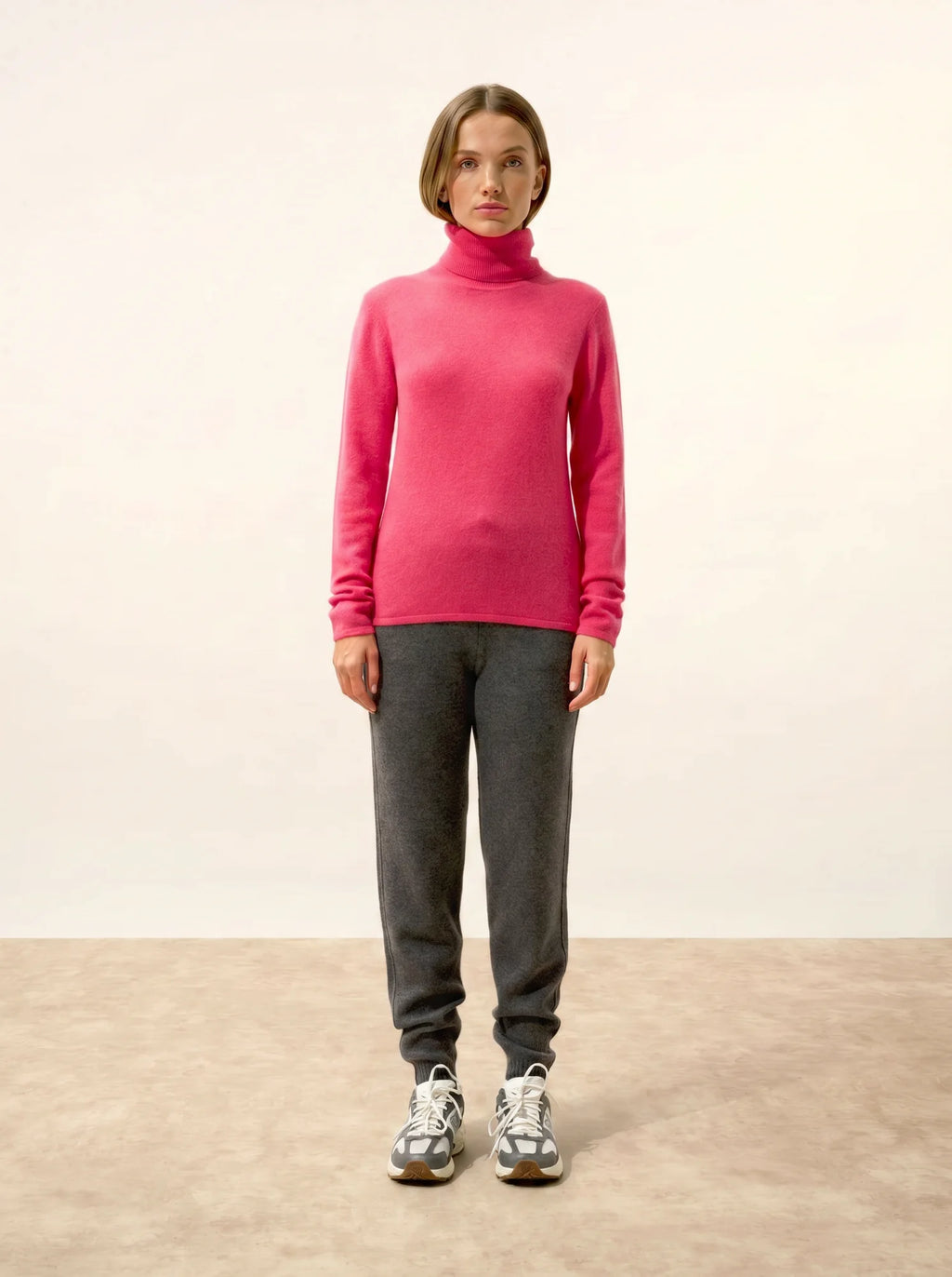 AVA pull col roulé fraise