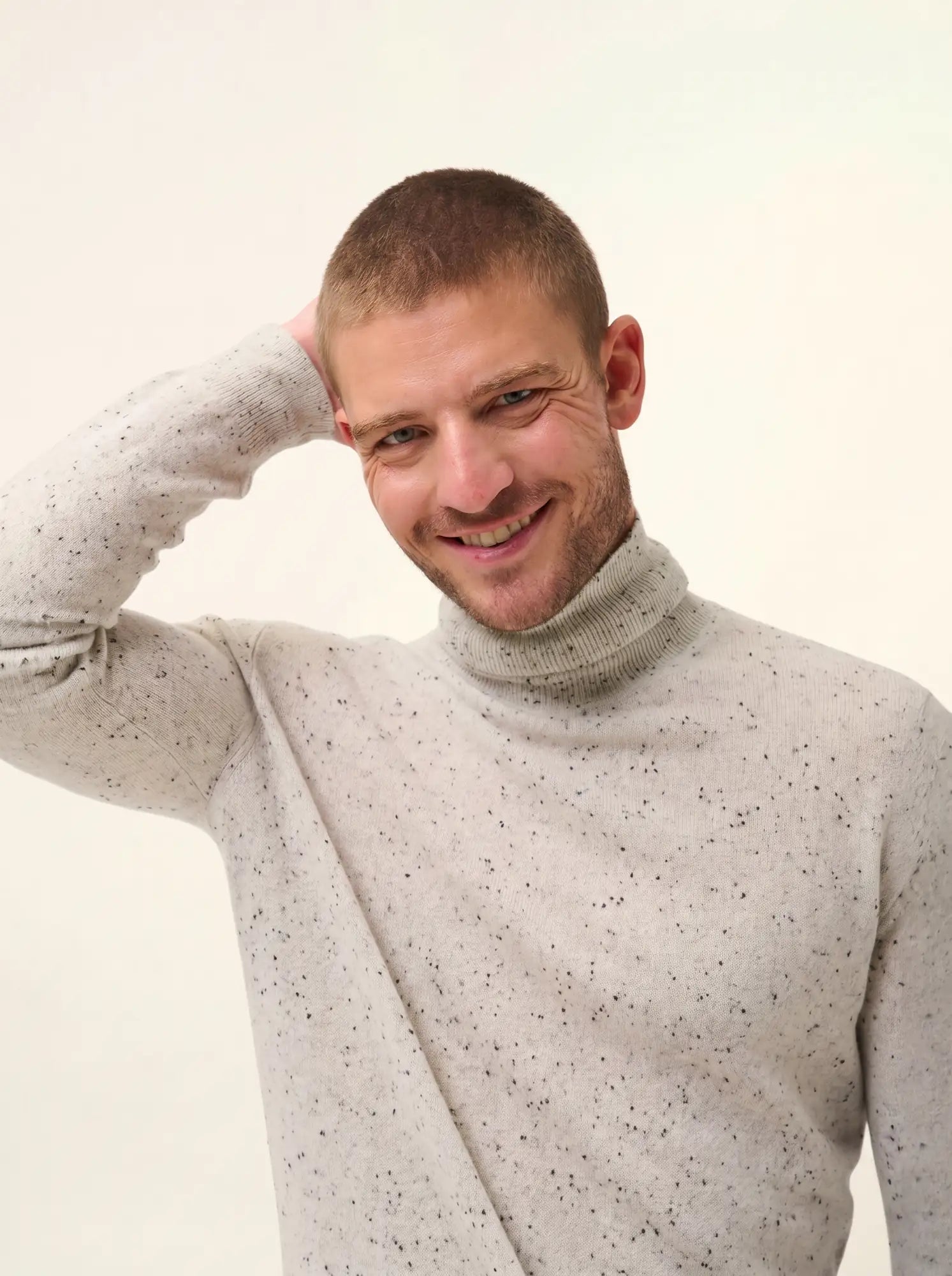 CONNOR pull col roulé gris et noir