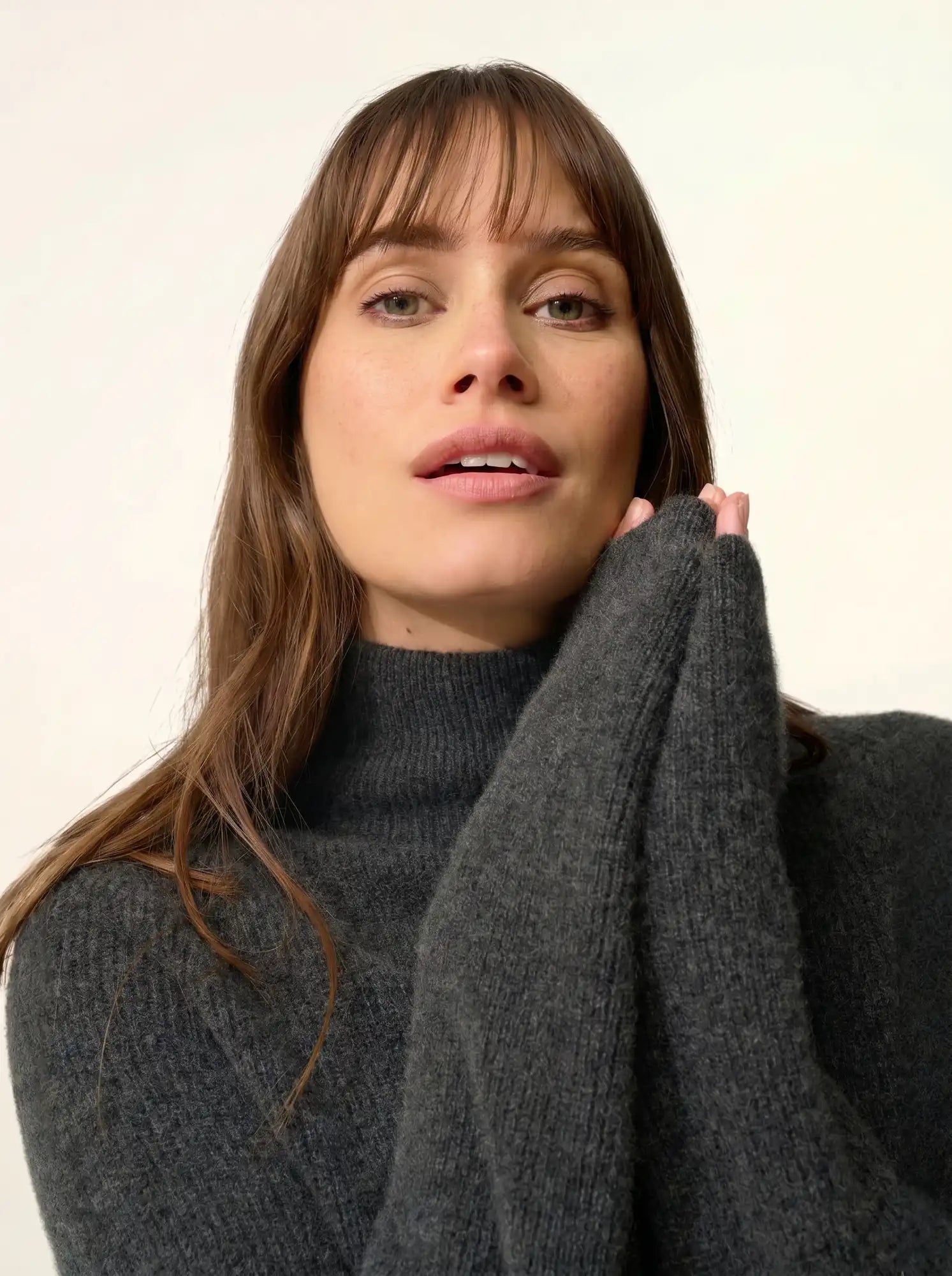 ALYSSA pull col montant carbone chiné